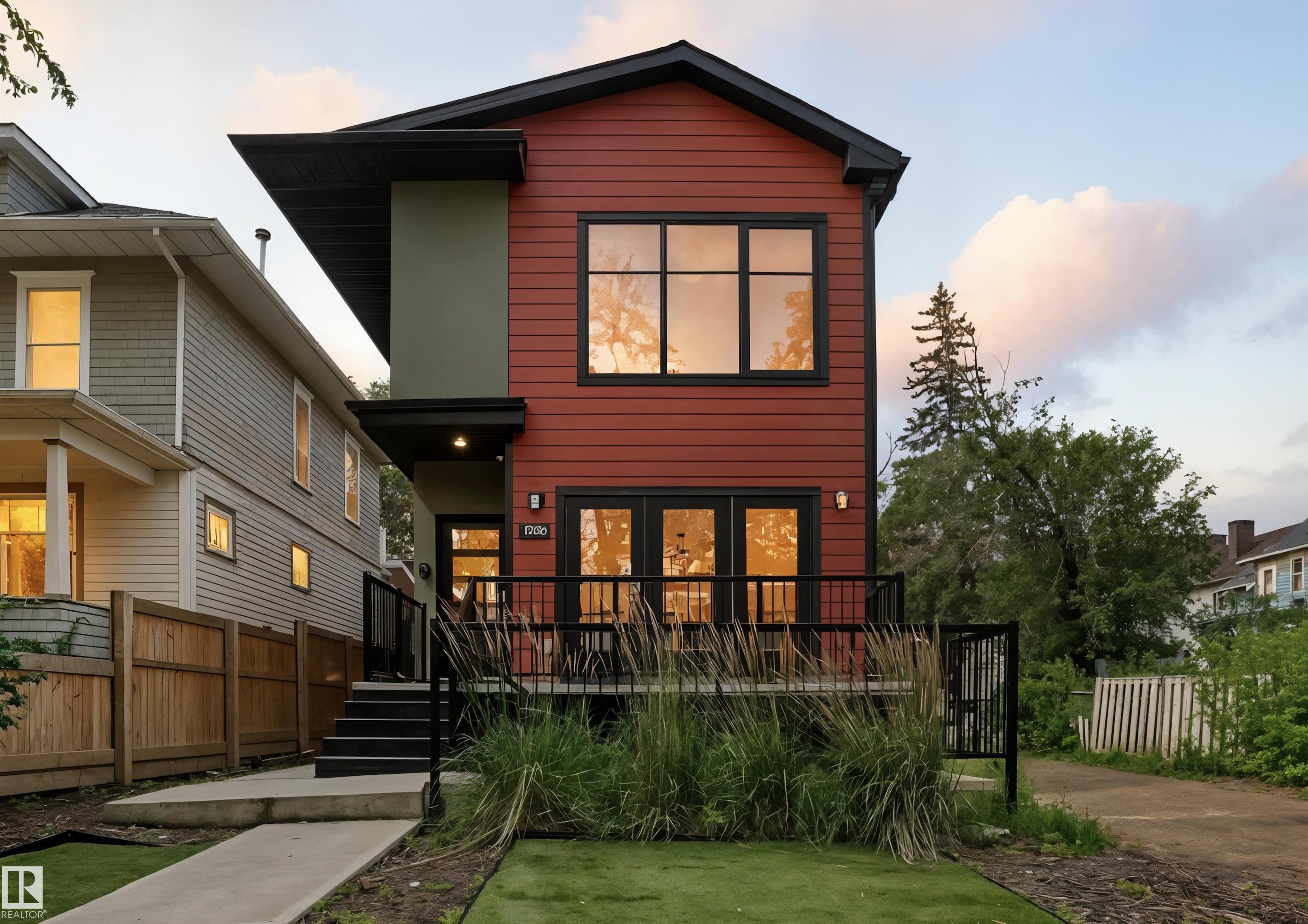 126 St Nw Unit 10426 St, Edmonton, AB T5N 1T8