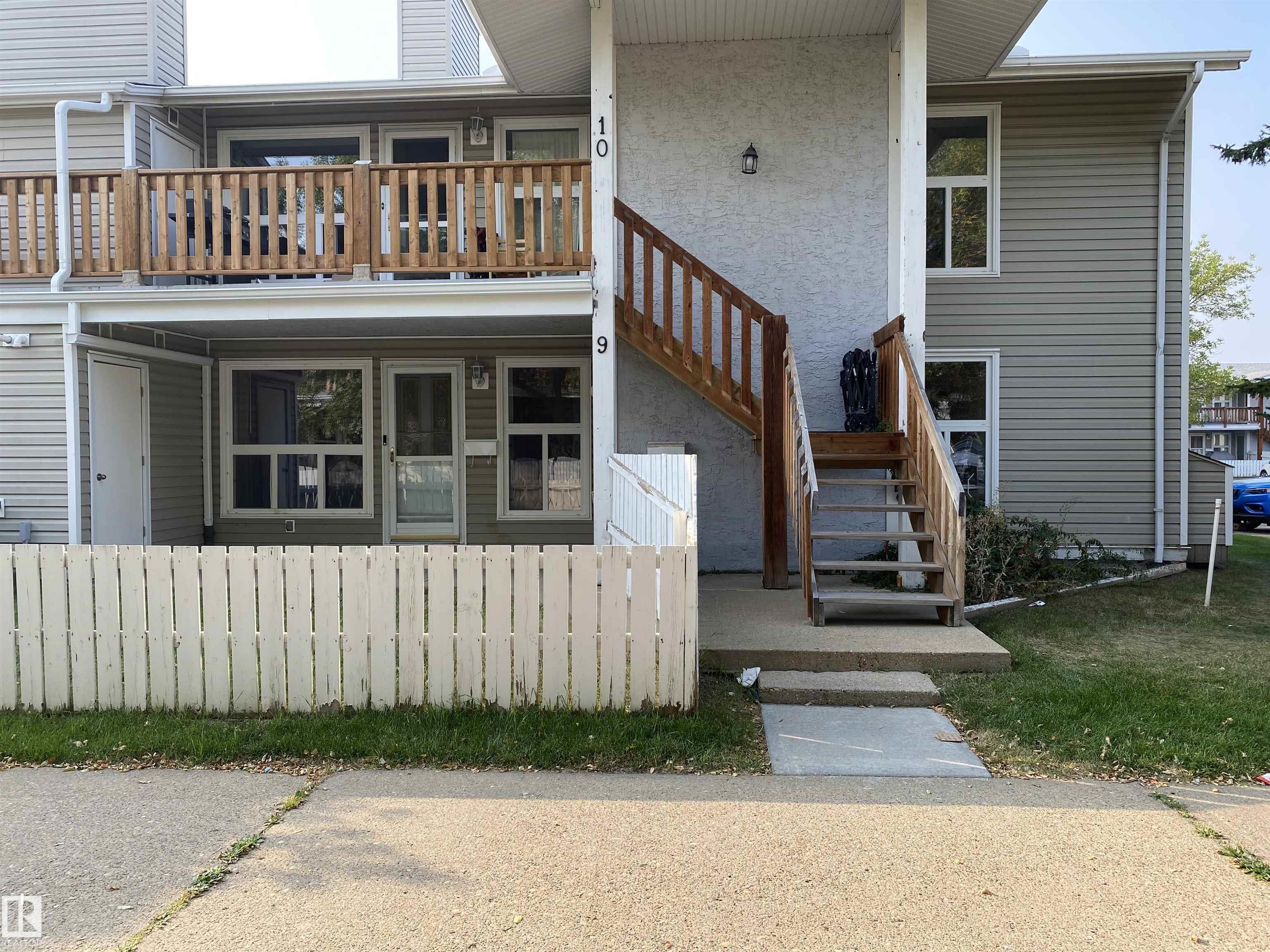 2703 79 Street Northwest #unit 9, Edmonton, AB T6K 3Z6