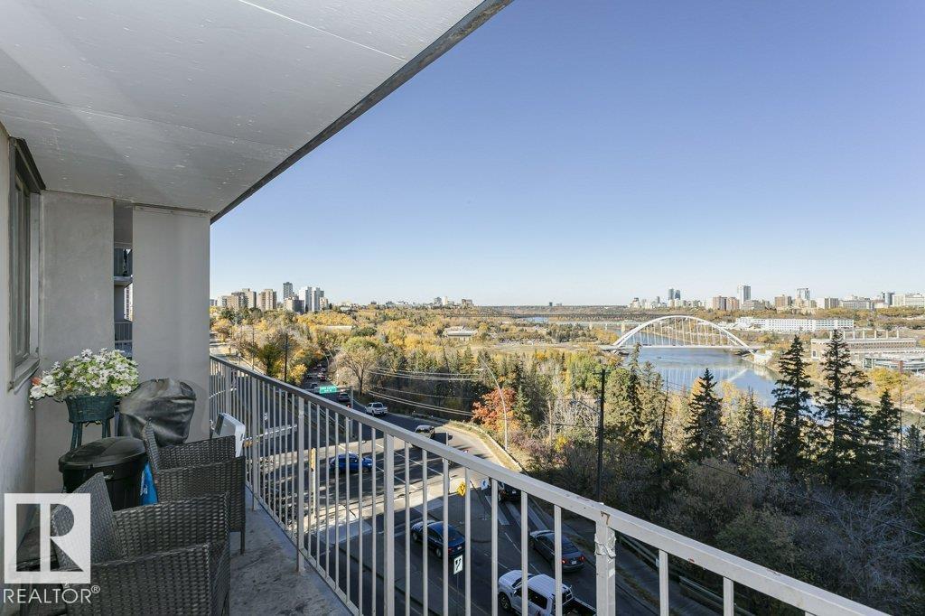 10135 Saskatchewan Dr Nw #605 Dr, Edmonton, AB T6E 4X1