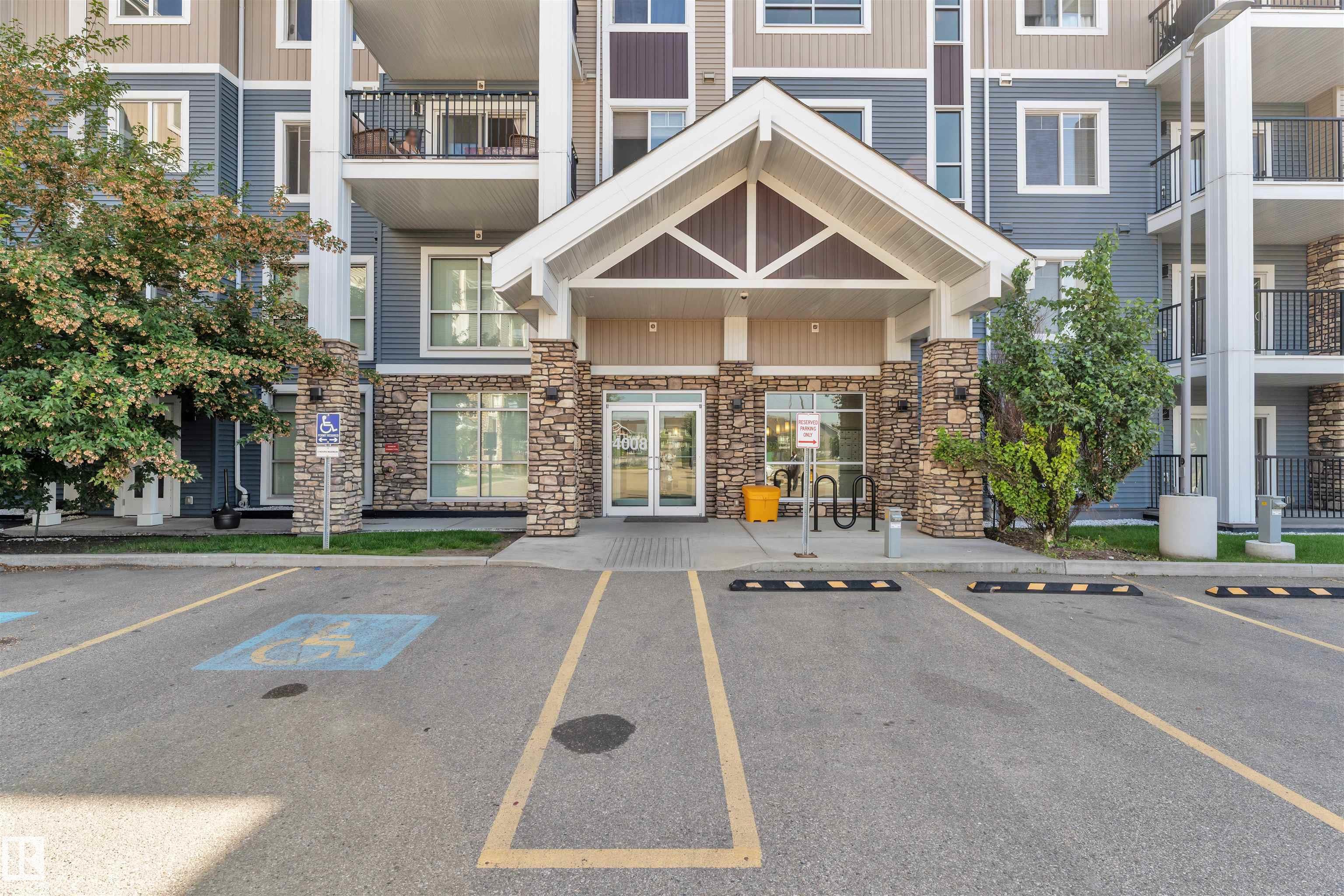 4008 Savaryn Drive Southwest #106, Edmonton, AB T6X 2E5