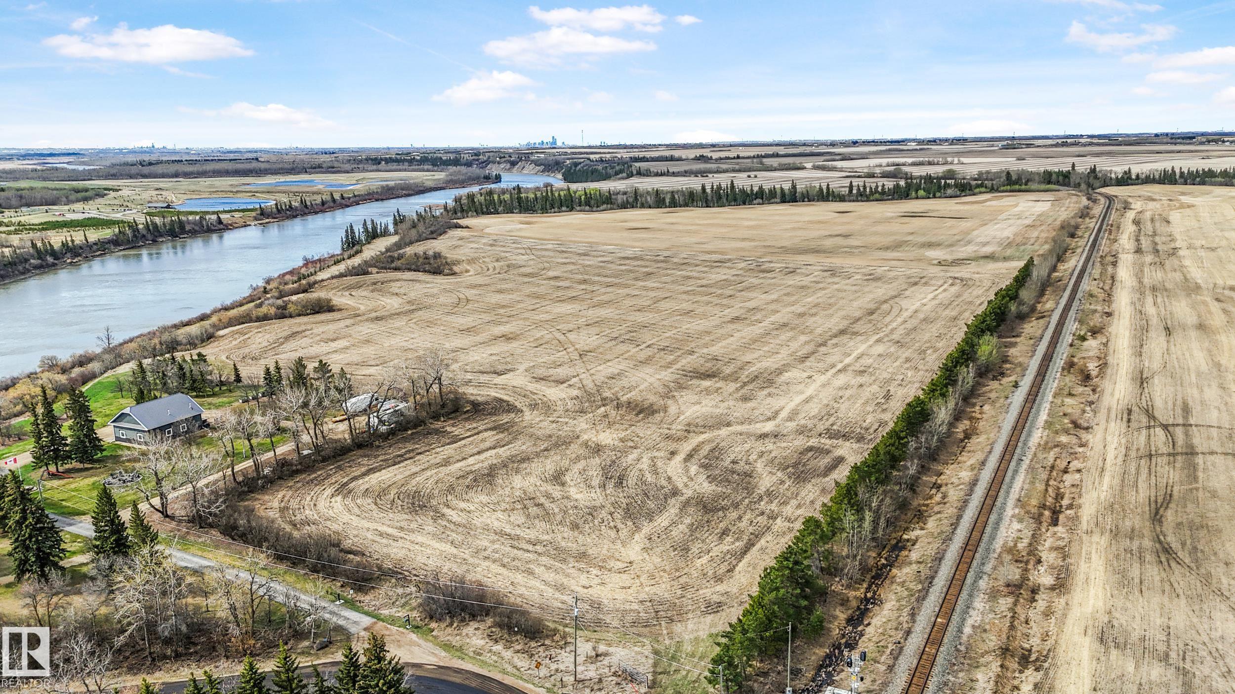Old Fort Trail Lamoureux Dr, Rural Sturgeon County, AB T8L 5C8