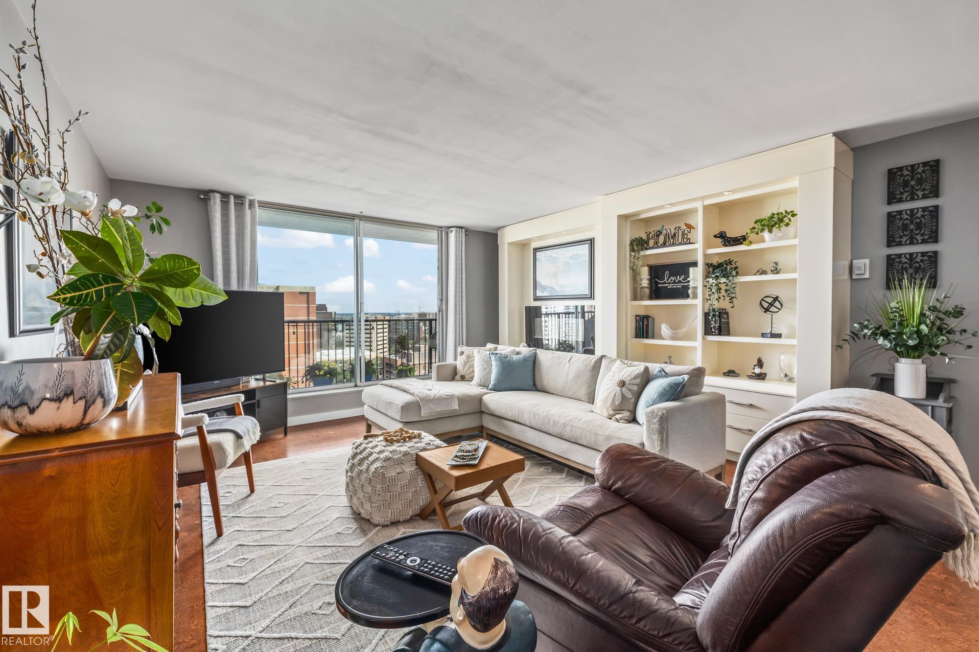 11307 99 Avenue #1605, Edmonton, AB T5K 0H2