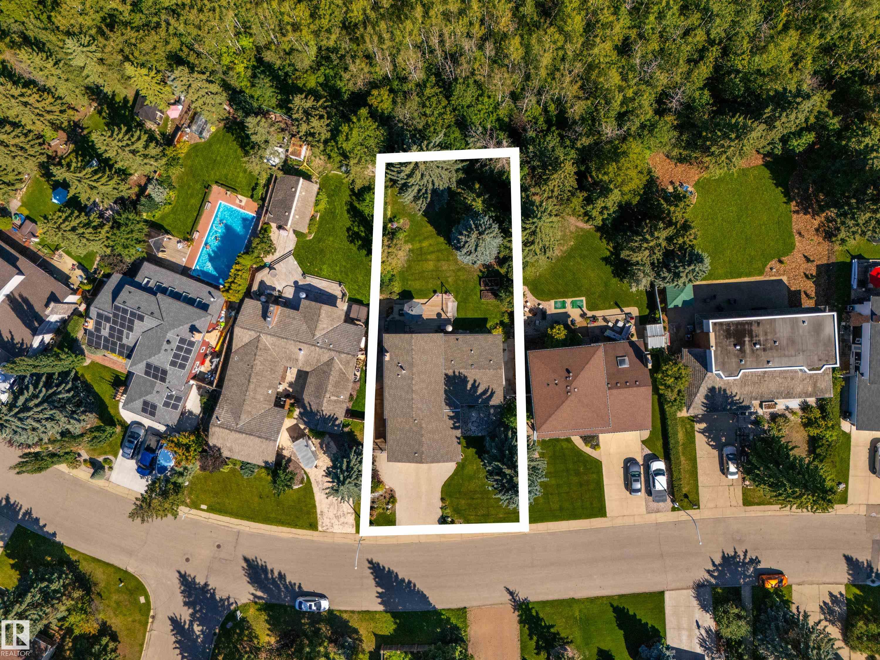 279 Westridge Rd NW, Edmonton, AB T5T 1C2