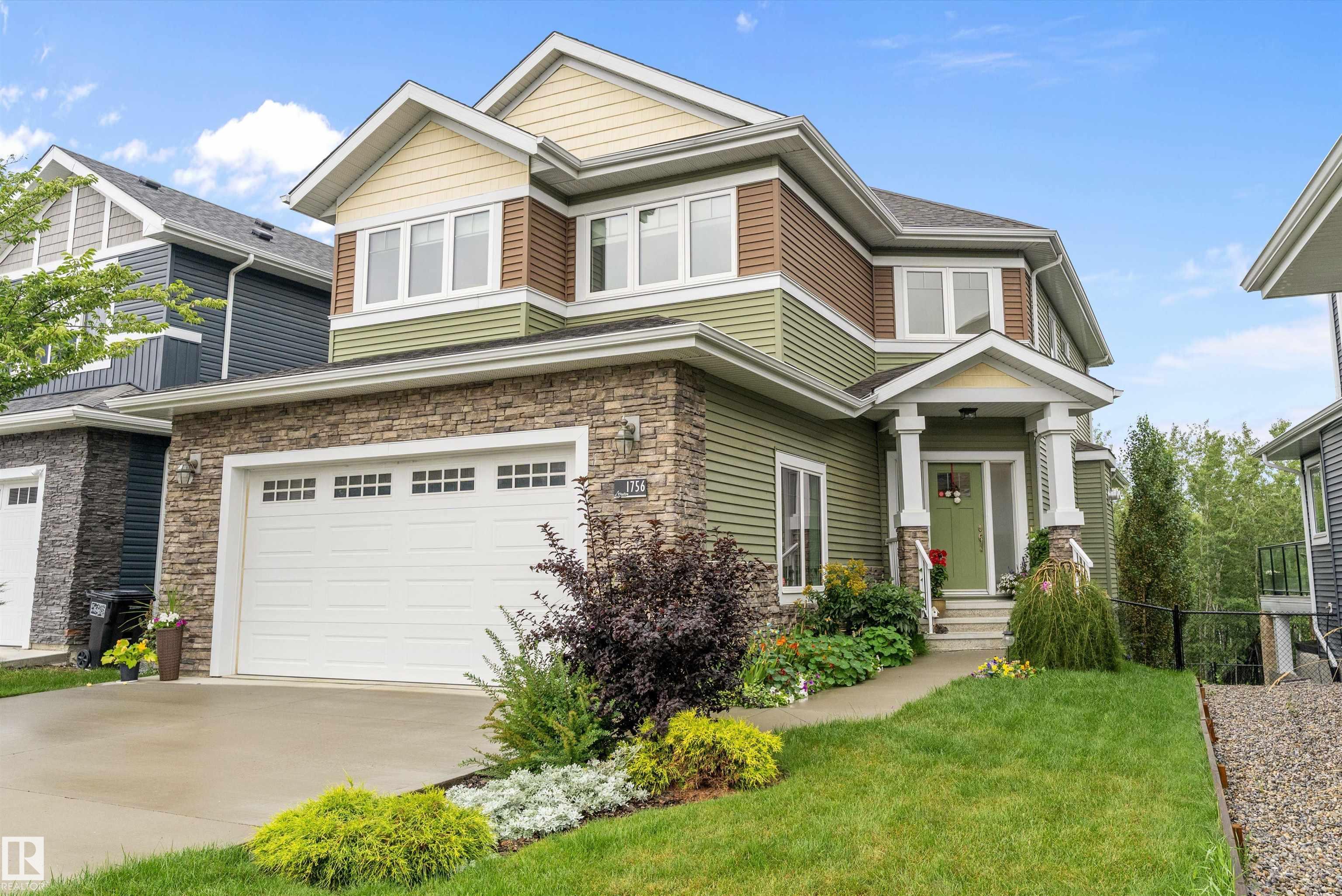 1756 Tanager Cl Close NW, Edmonton, AB T5S 0N2