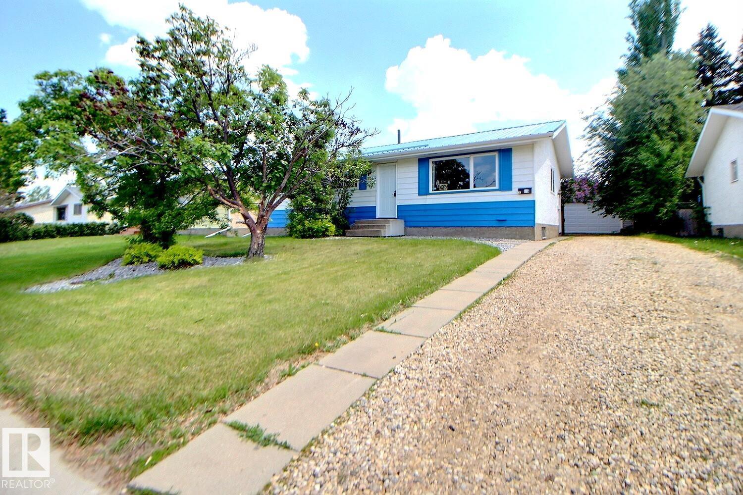3409 Erickson Dr, Camrose, AB T4N 3X1
