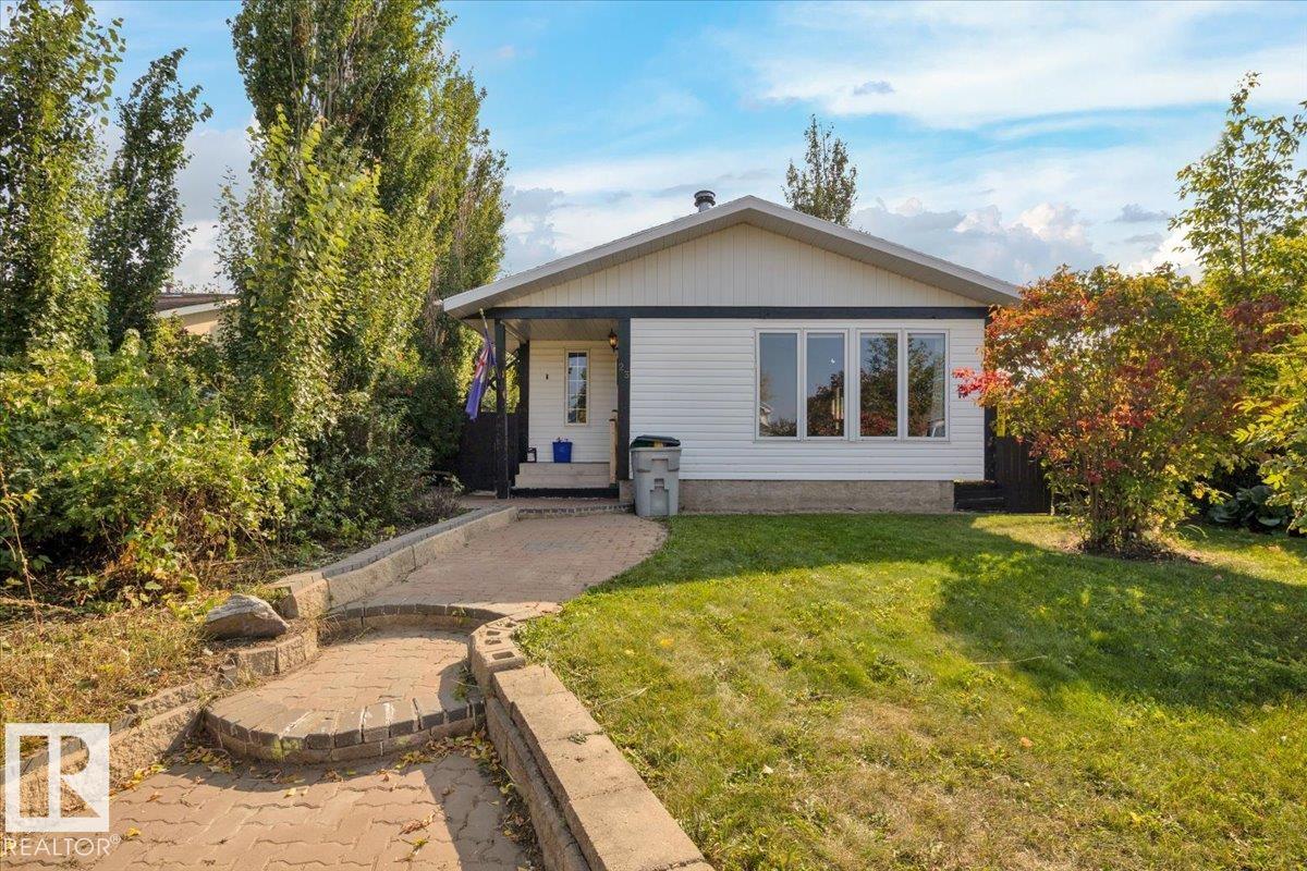 23 Lunnon Dr, Gibbons, AB T0A 1N0