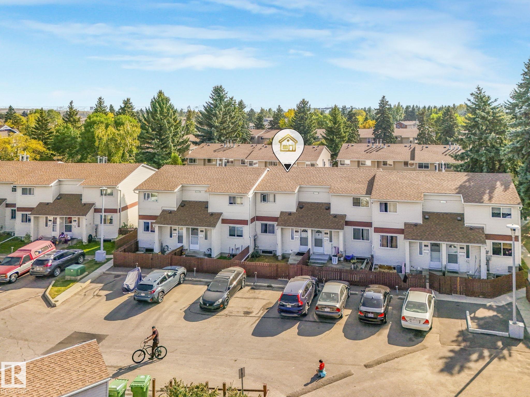 420 Clareview Rd NW, Edmonton, AB T5A 4G6