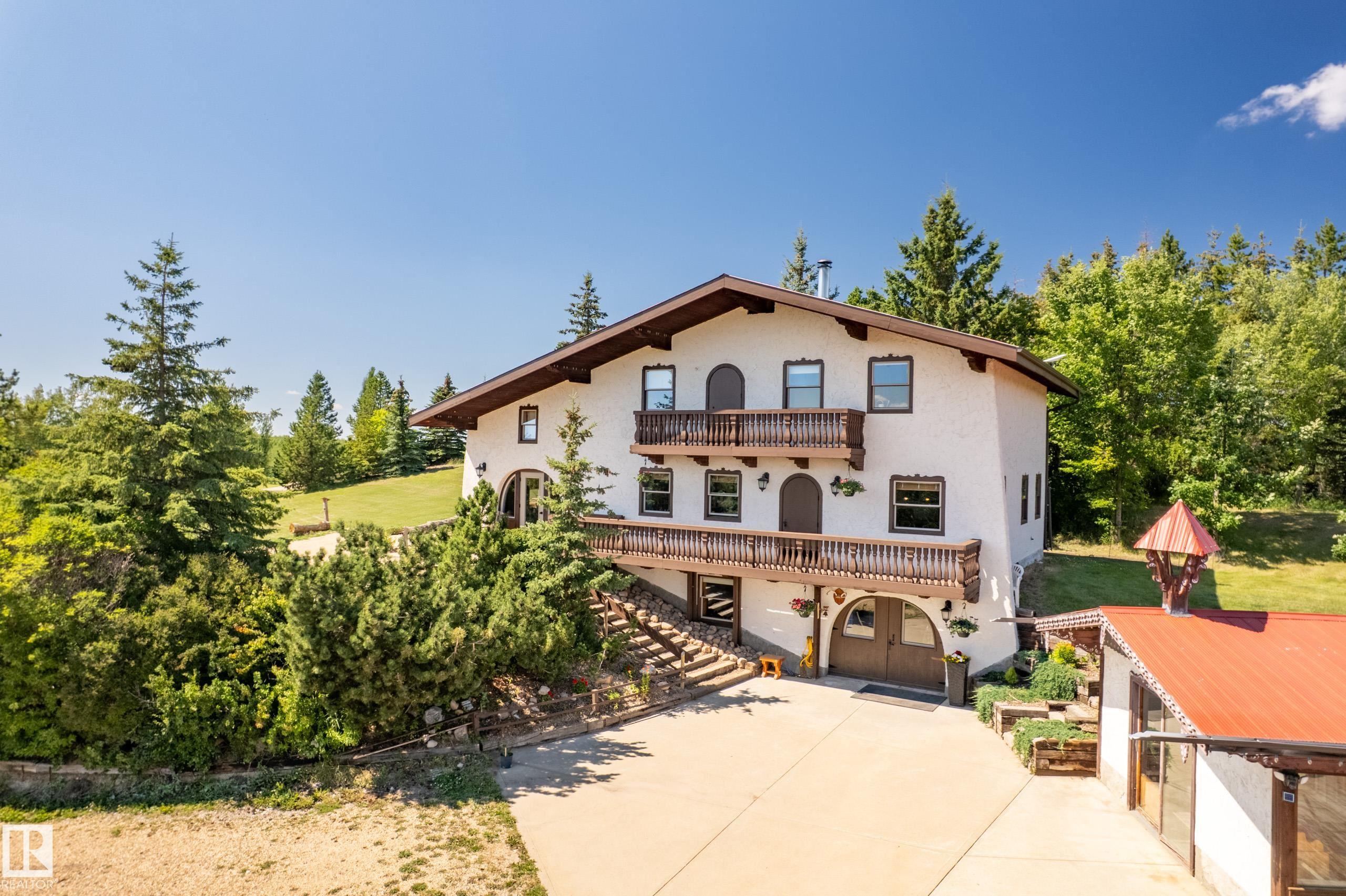 54207 Rge Road 275, Rural Sturgeon County, AB T8R 1Y9