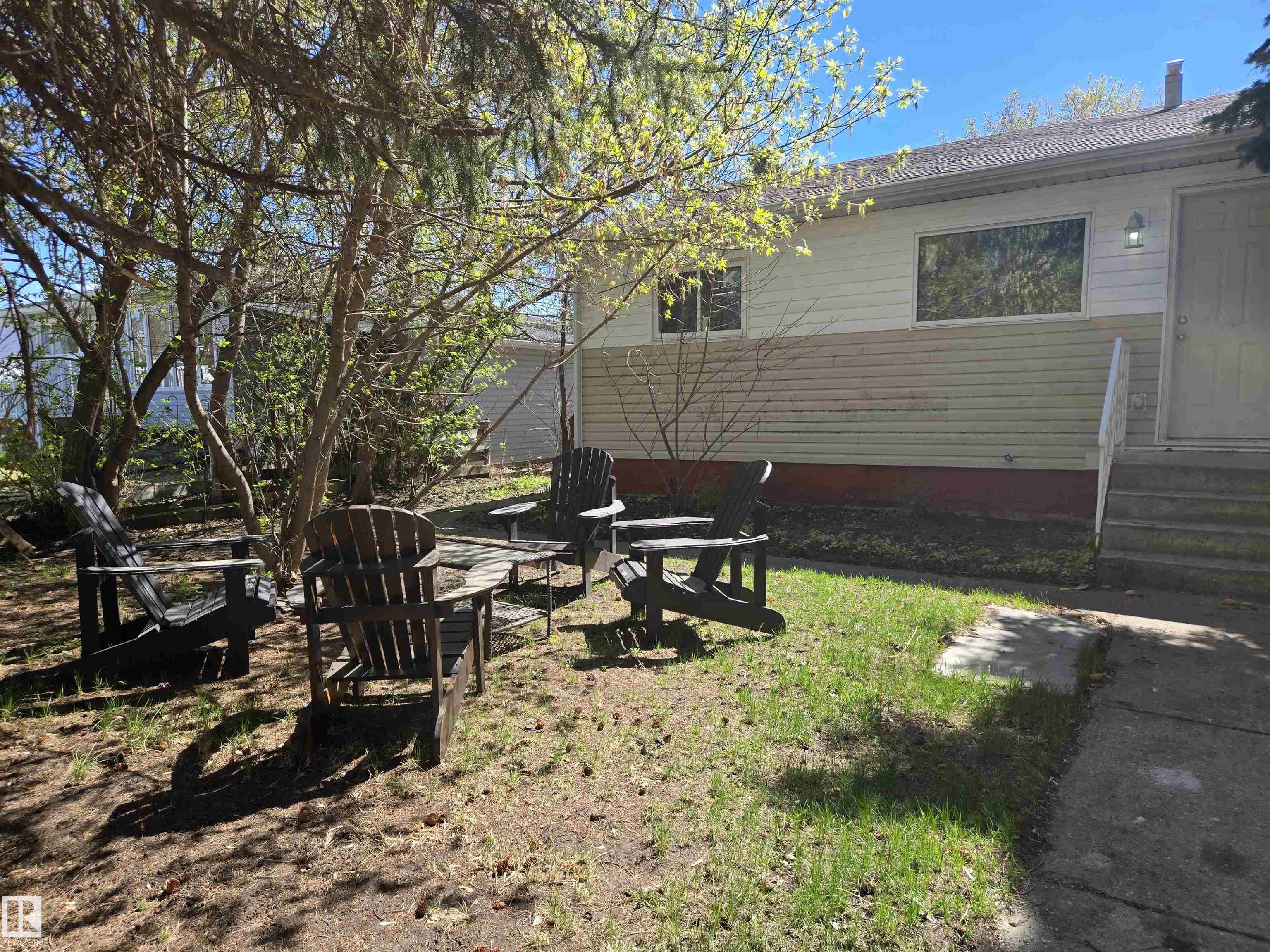 53 Av Unit 4513 Ave, Wetaskiwin, AB T9A 0Y3