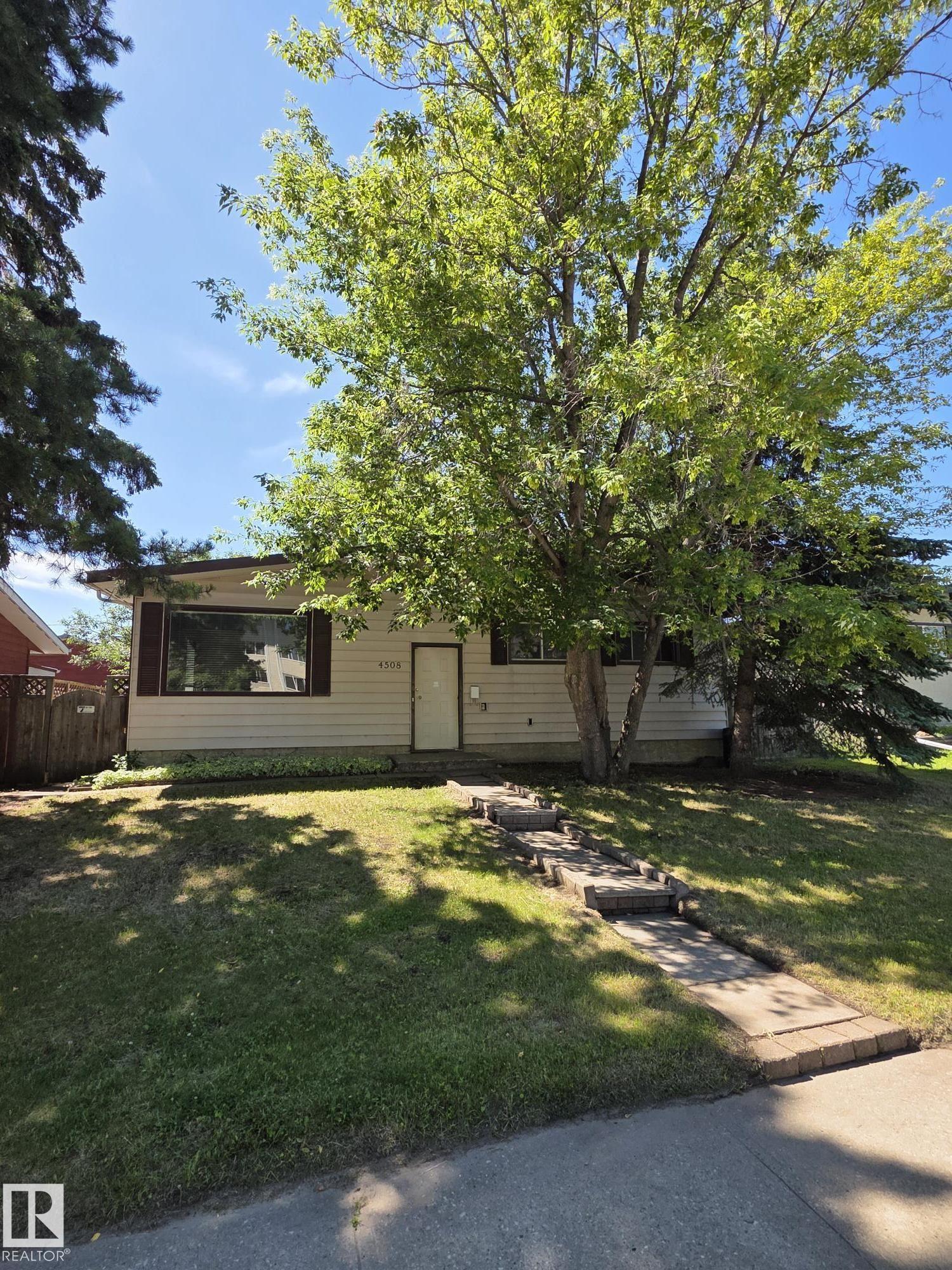 44 Av Unit 4508 Ave, Stony Plain, AB T7Z 1J2