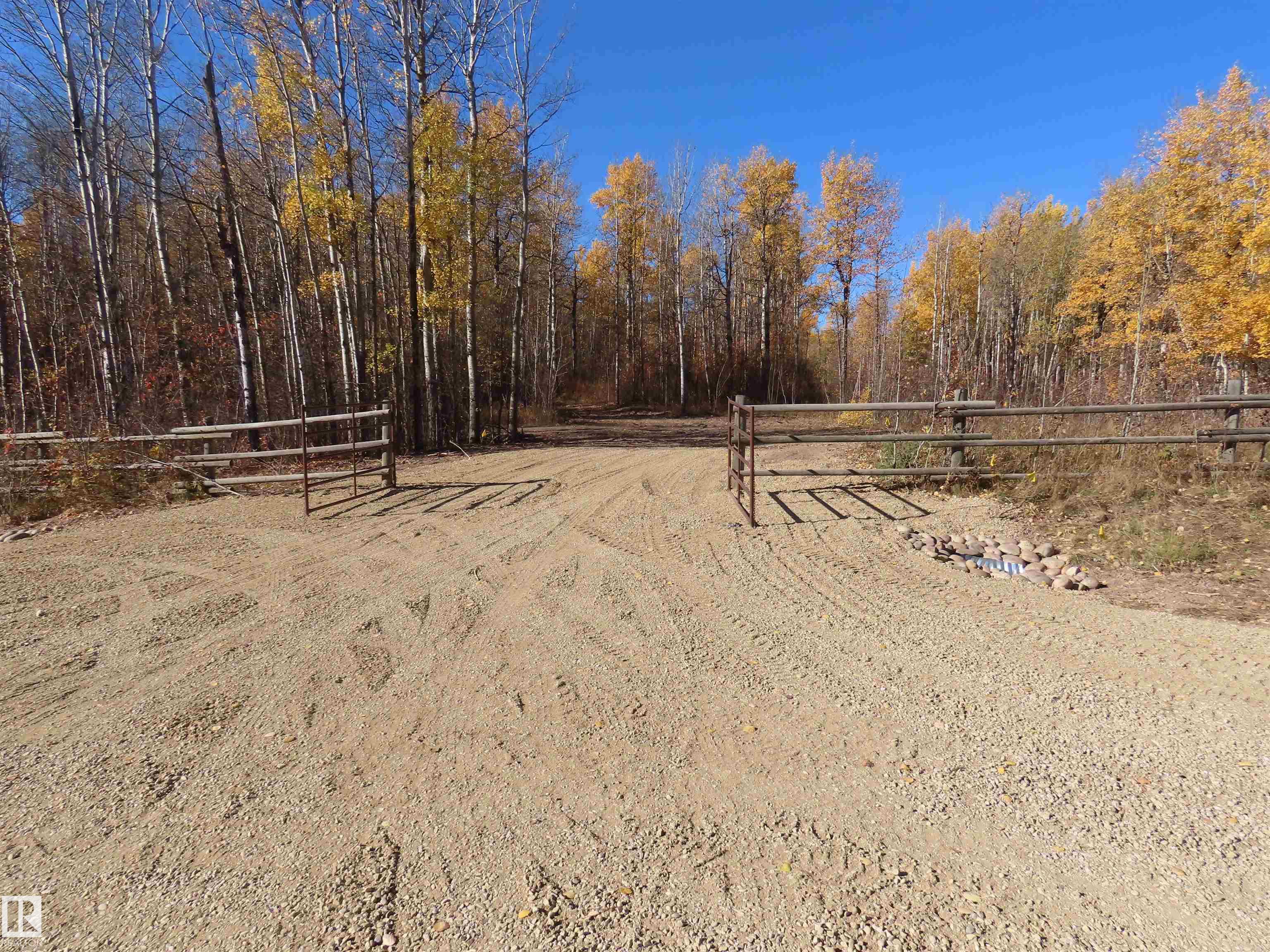 Rr 31 Museum Road, Rural Lac Ste. Anne County, AB T0E 1V0