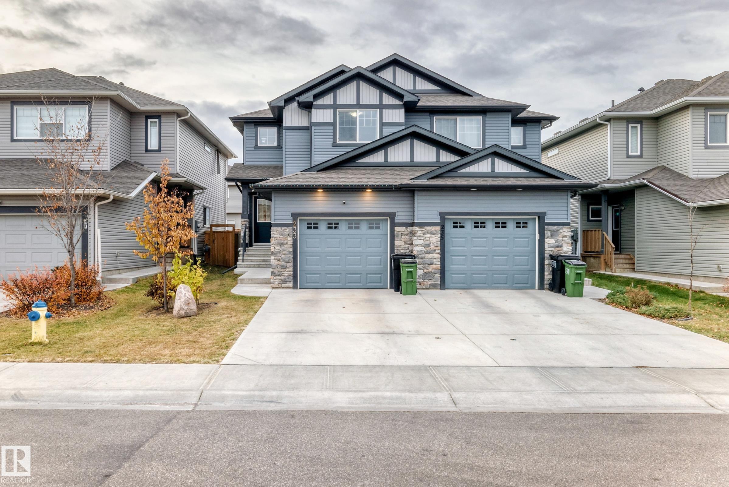 40 Av Nw Unit 233 Ave #a, Edmonton, AB T6T 2E9