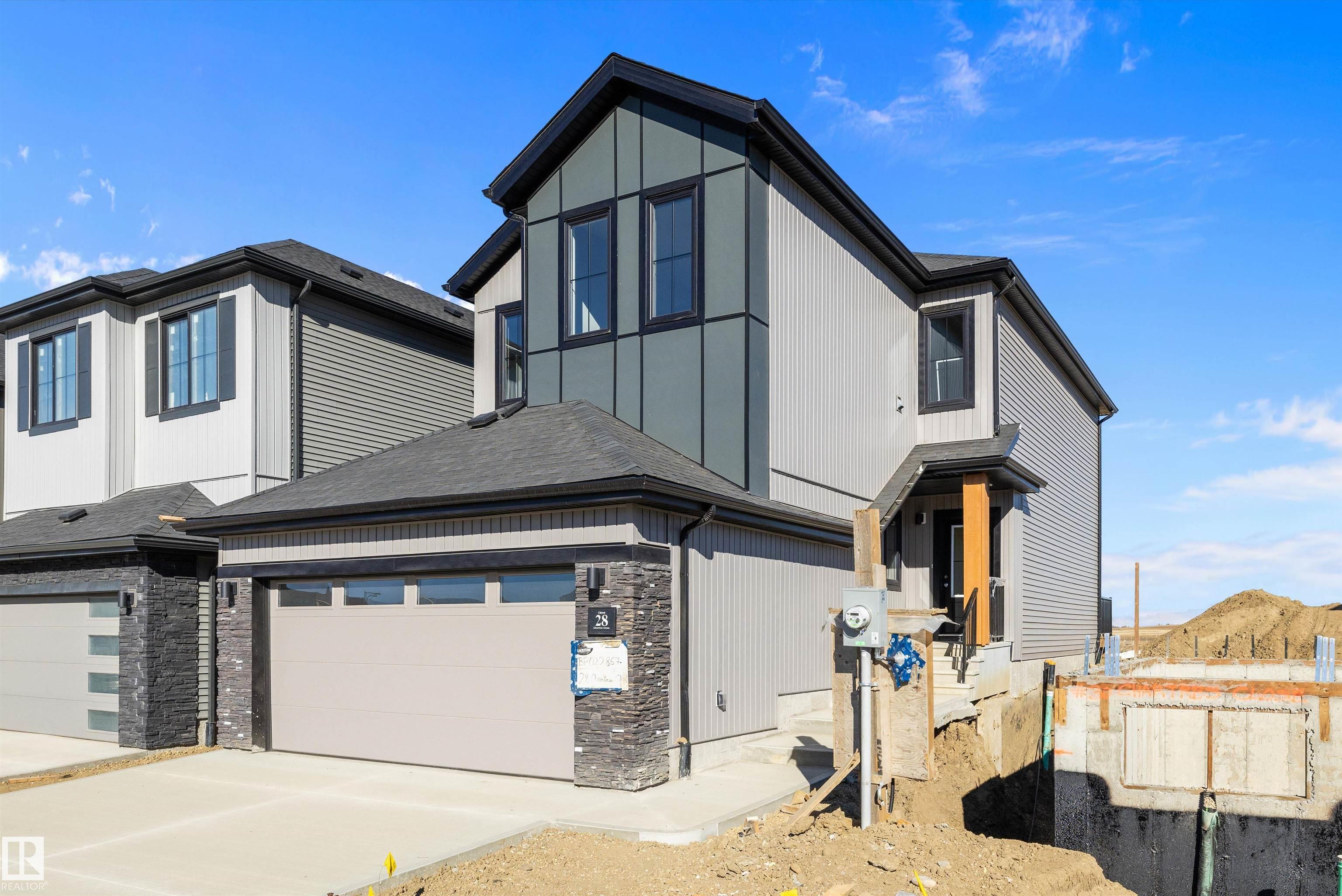 28 Chartres Cl Close, St. Albert, AB T8T 2C9