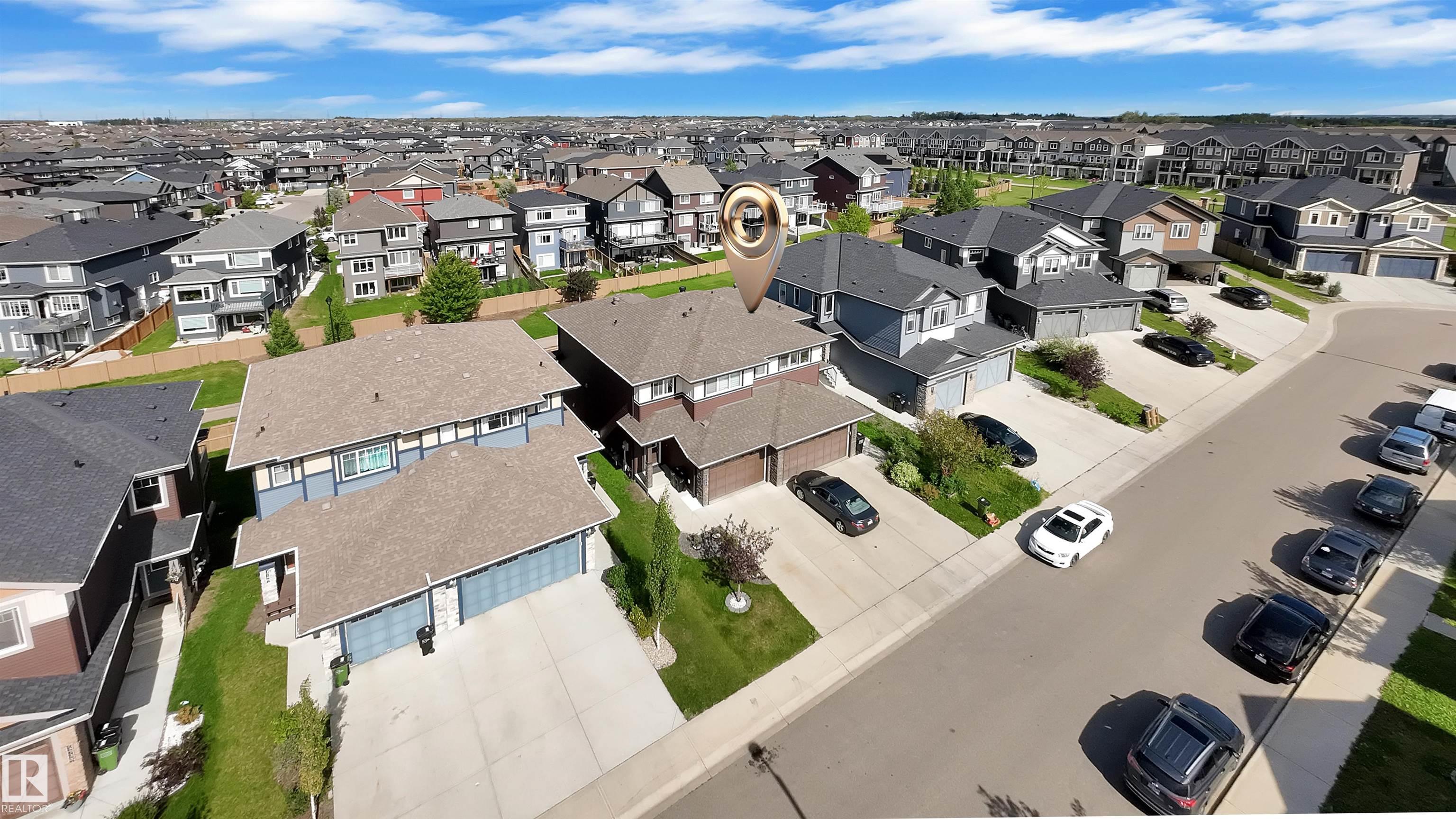 3746 Weidle Cr Cres SW, Edmonton, AB T6E 5A6