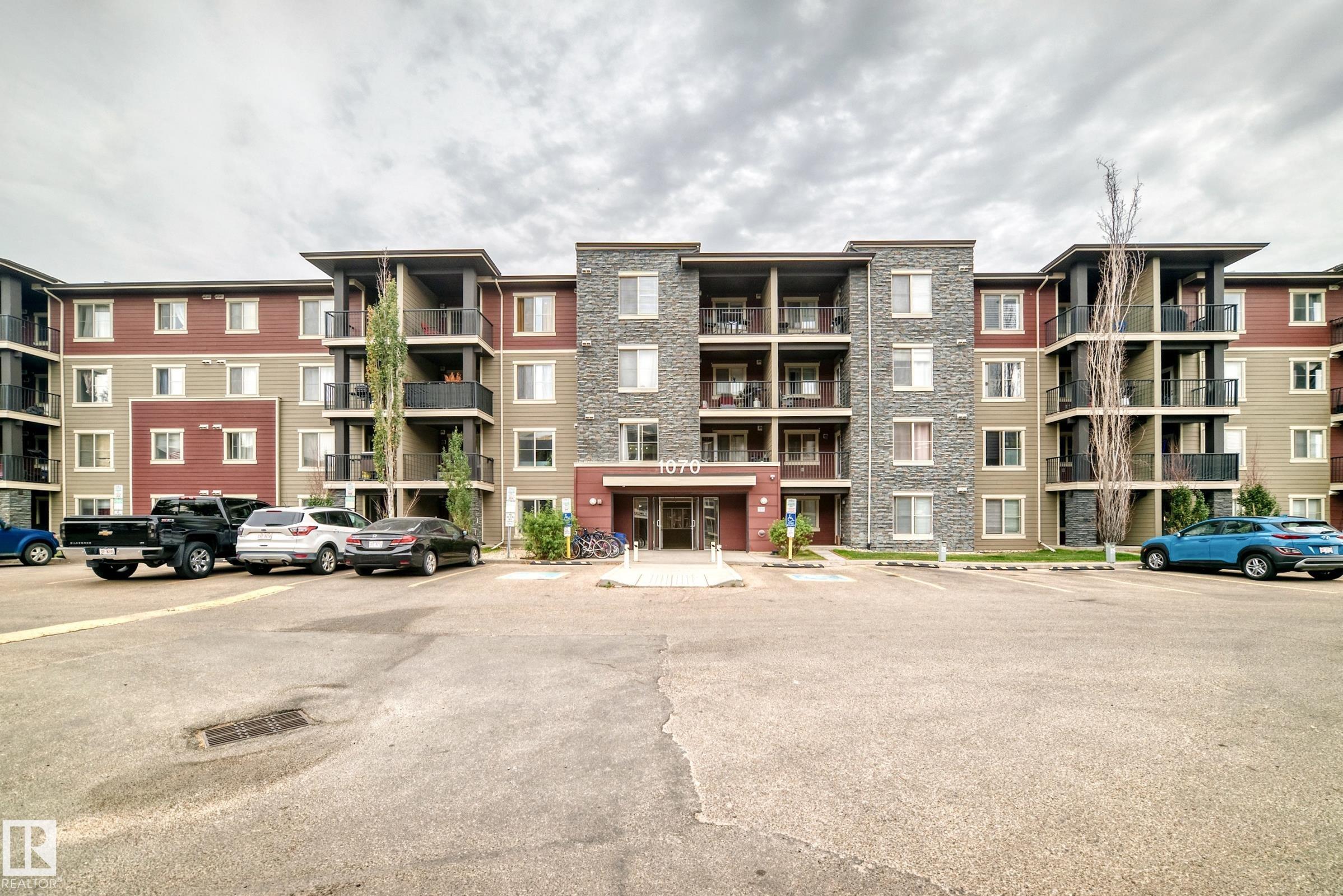 1070 Mcconachie Boulevard Northwest #303, Edmonton, AB T5Y 0X1