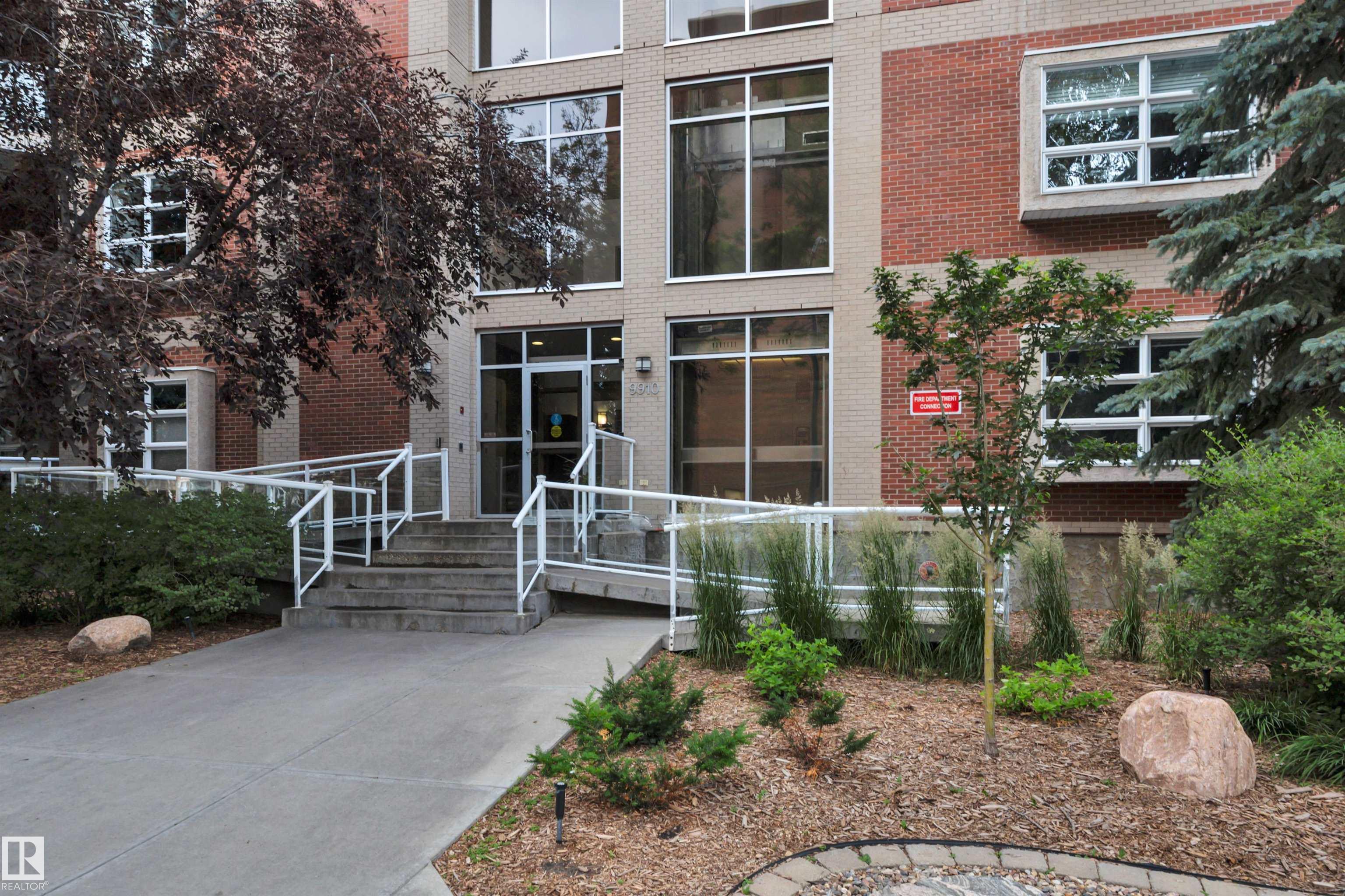 9910 111 Street Northwest #201, Edmonton, AB T5K 1K2