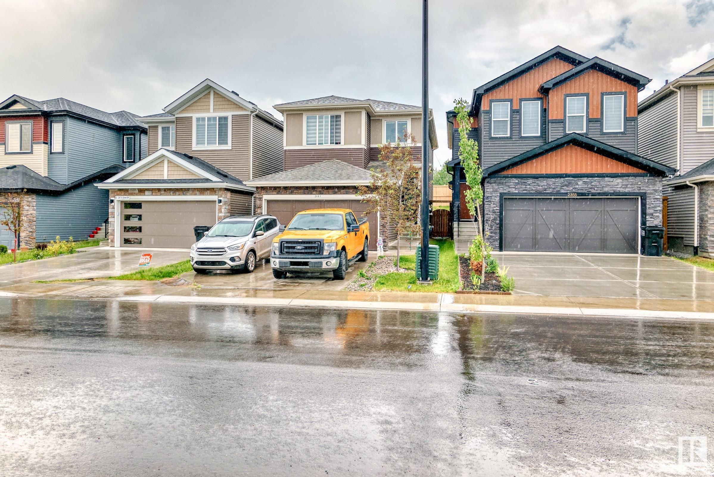 51 St Sw Unit 2351 St, Edmonton, AB T6X 3A5