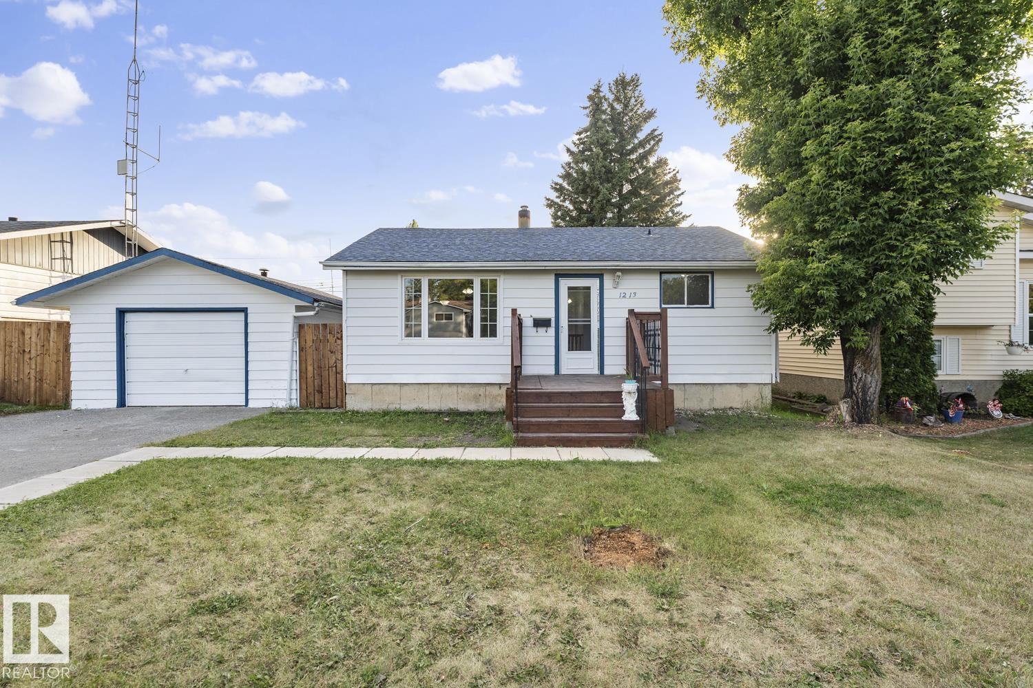 10 St Unit 1213 St, Cold Lake, AB T9M 1J6