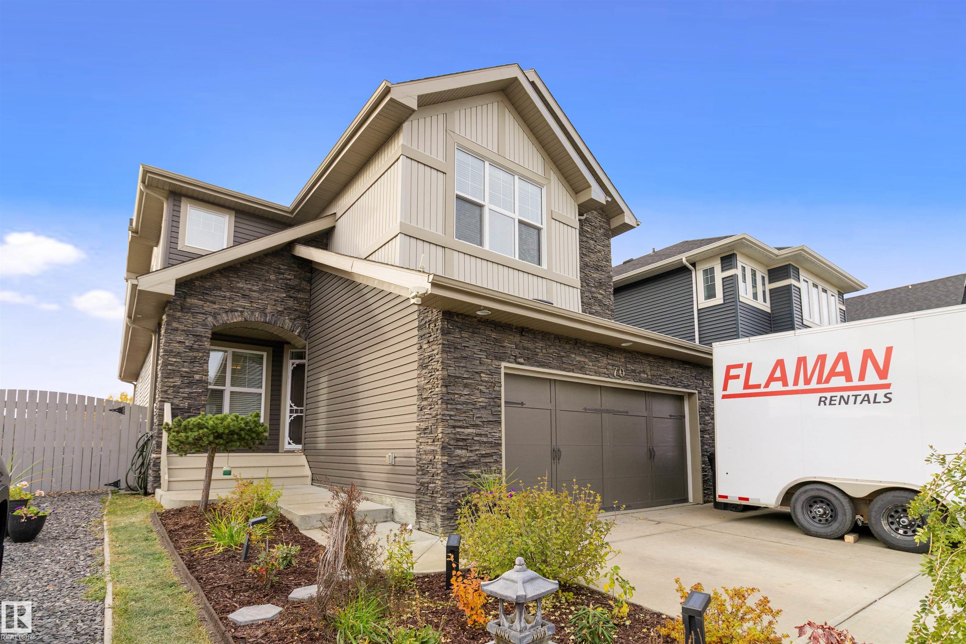 70 Avebury Ct, Sherwood Park, AB T8H 0Z3
