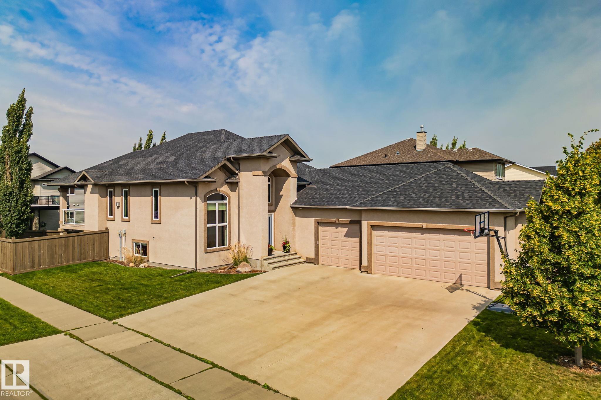 61 St Unit 3602 St, Beaumont, AB T4X 1T5