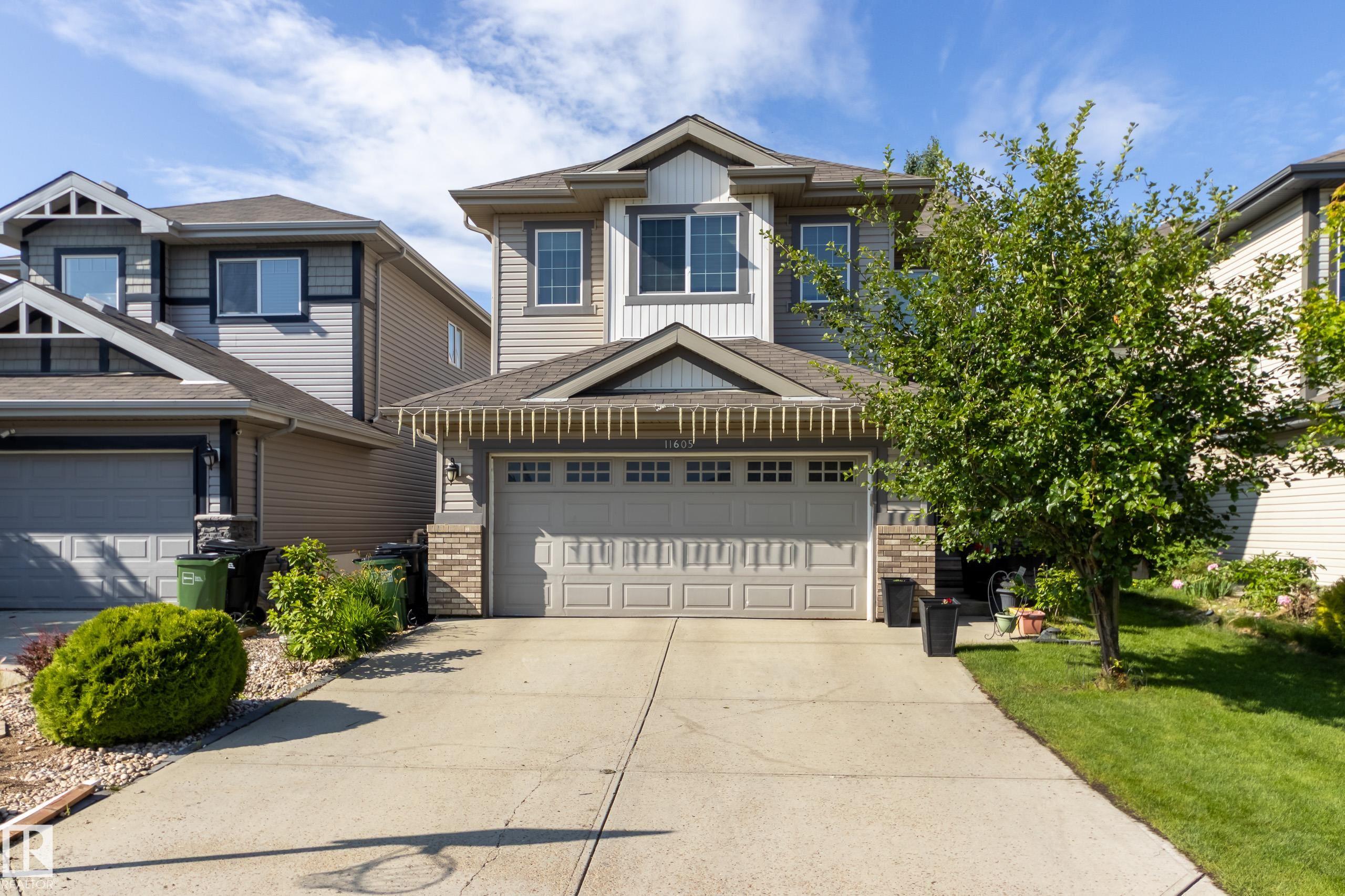 16 Av Sw Unit 11605 Ave #a, Edmonton, AB T6W 1Y3