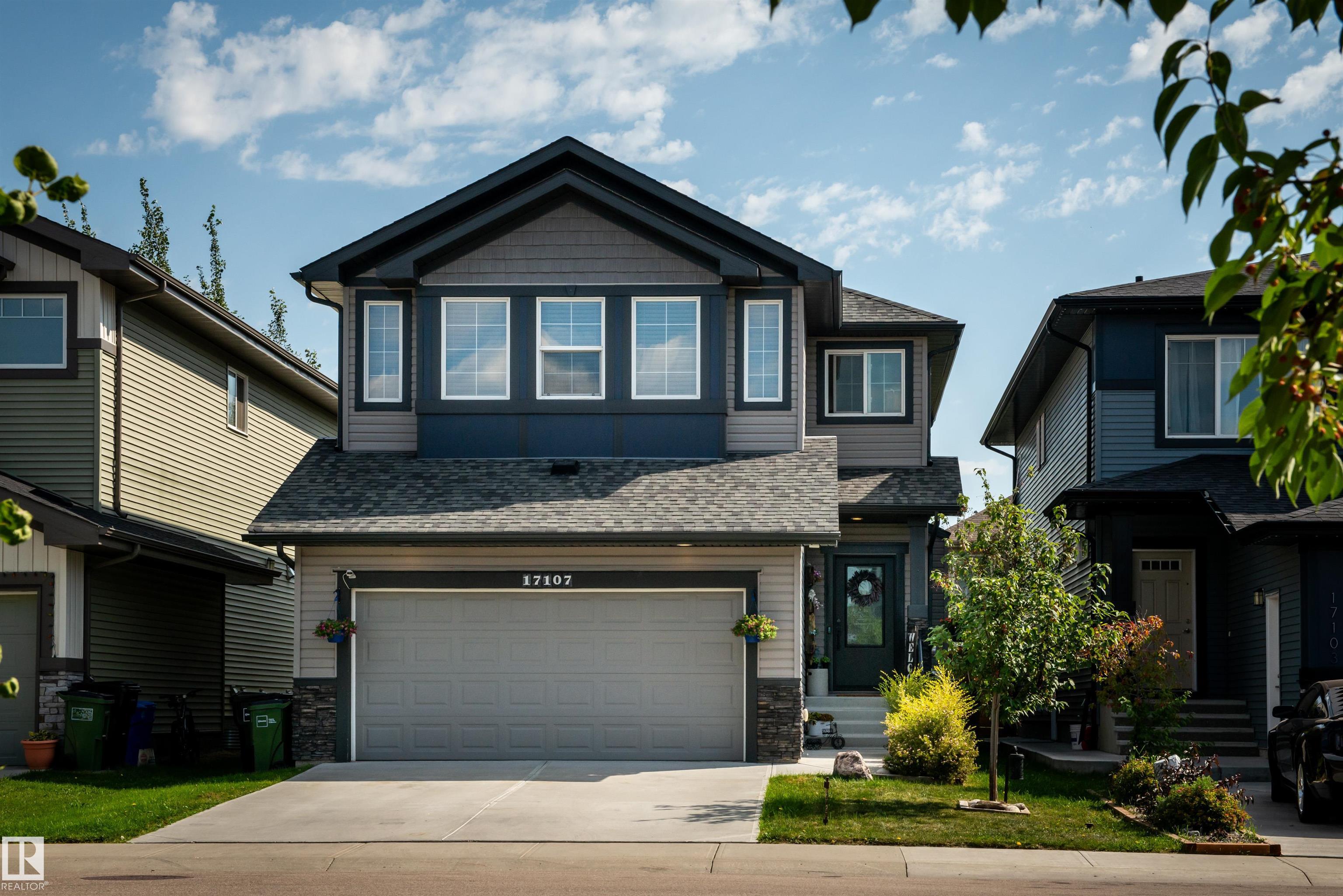 81 St Nw Unit 17107 St, Edmonton, AB T5Z 0E1