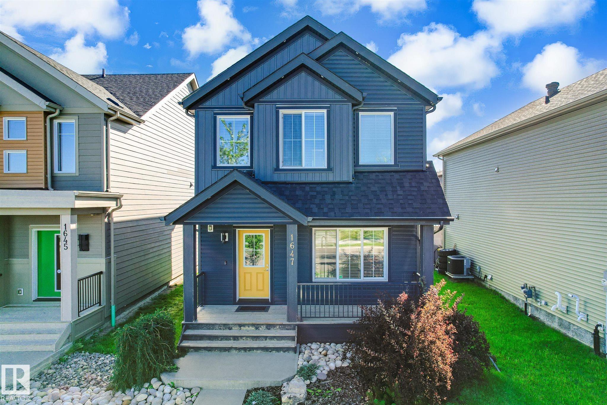 1647 Graydon Hill Link Li SW, Edmonton, AB T6W 4C3