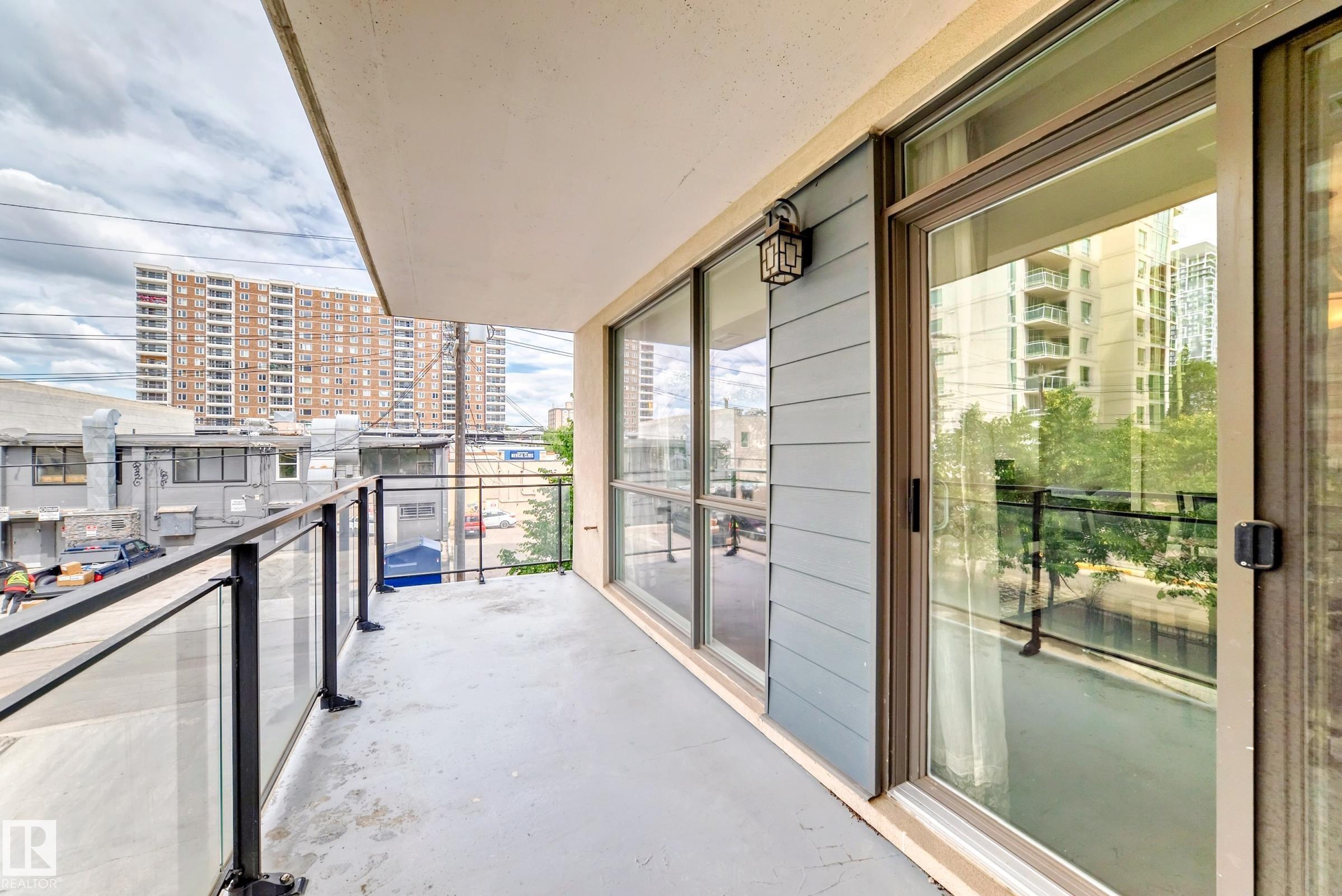 10046 117 Street Northwest #203, Edmonton, AB T5K 1X2
