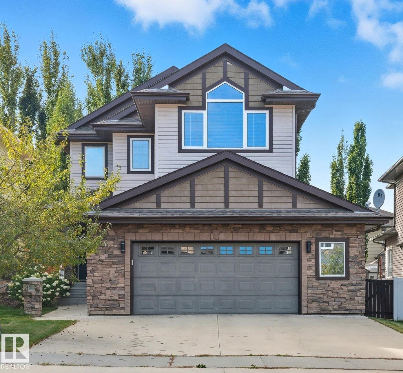 4 Brassard Co Ct, Beaumont, AB T4X 0E7