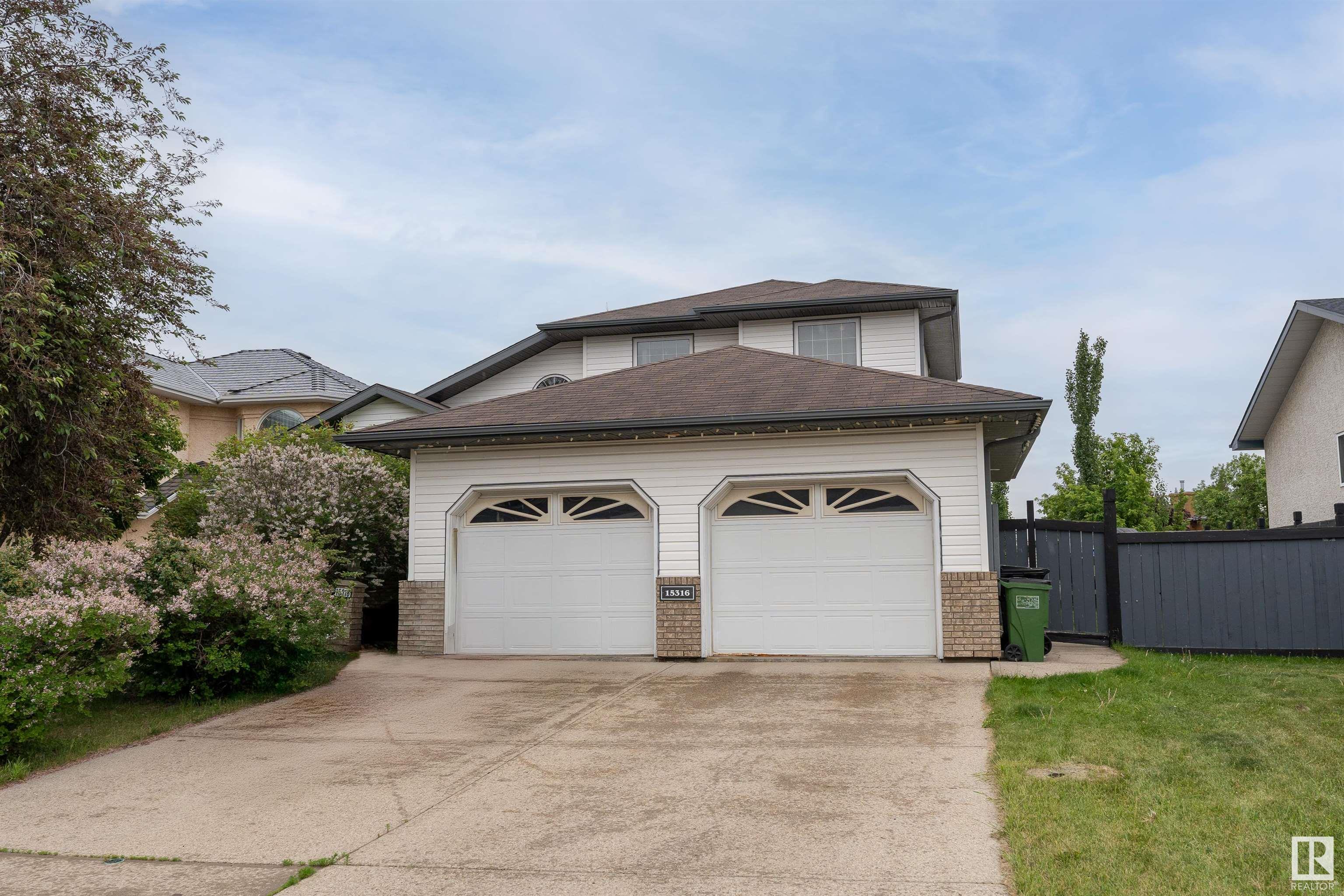 59 St Nw Unit 15316 St, Edmonton, AB T5Y 2V5