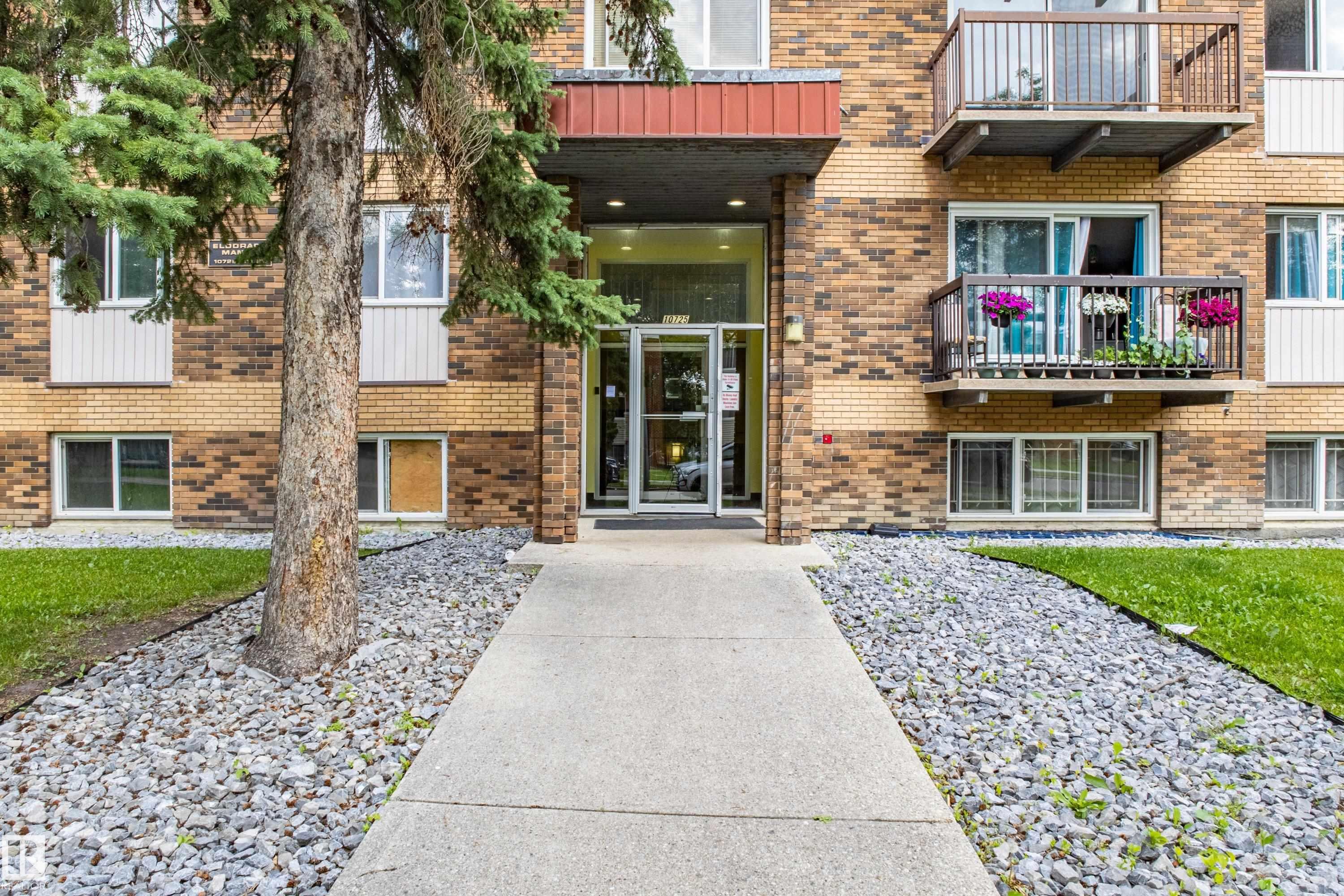 10725 111 Street Northwest #306, Edmonton, AB T5H 3G2