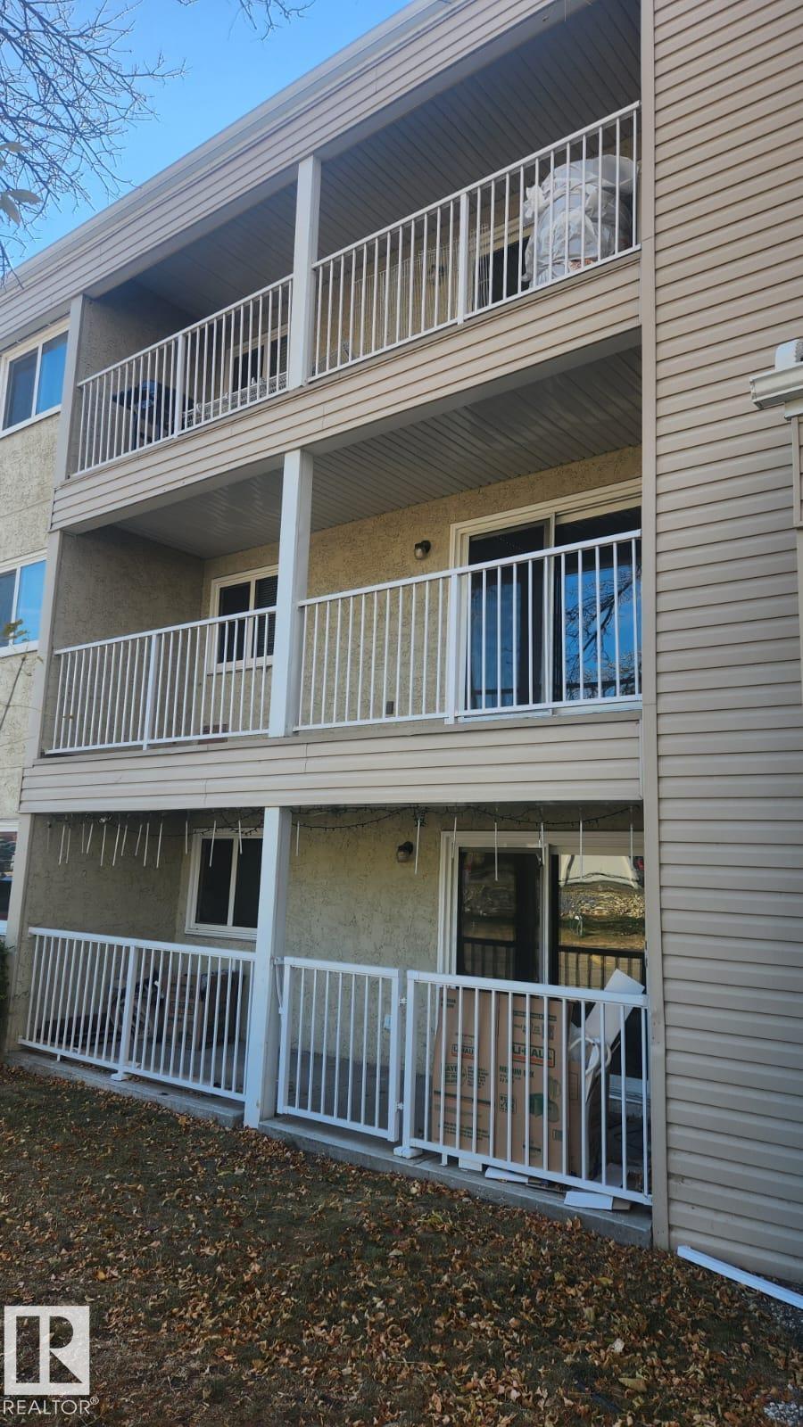 379 Woodbridge Way Unit 201, Sherwood Park, AB T8A 4G3