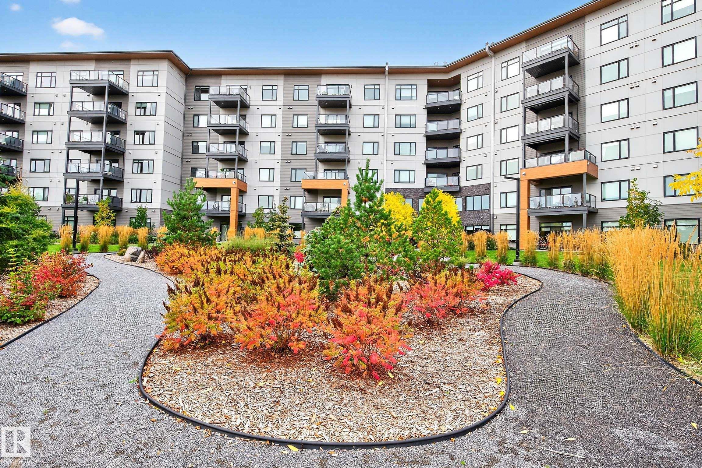 7463 May Common Nw #303, Edmonton, AB T6R 0X1