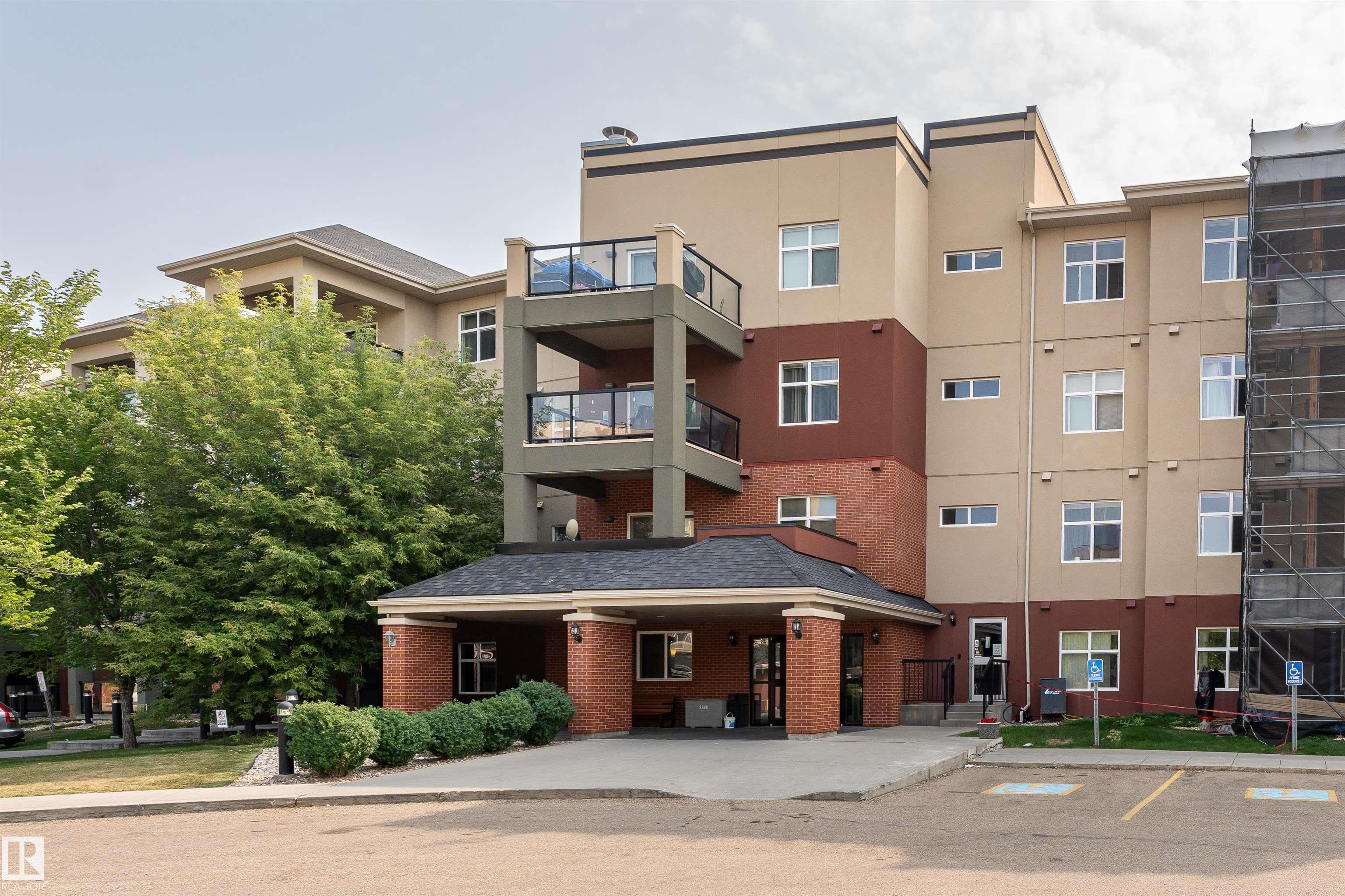 7825 71 Street Northwest #439, Edmonton, AB T6B 3N9