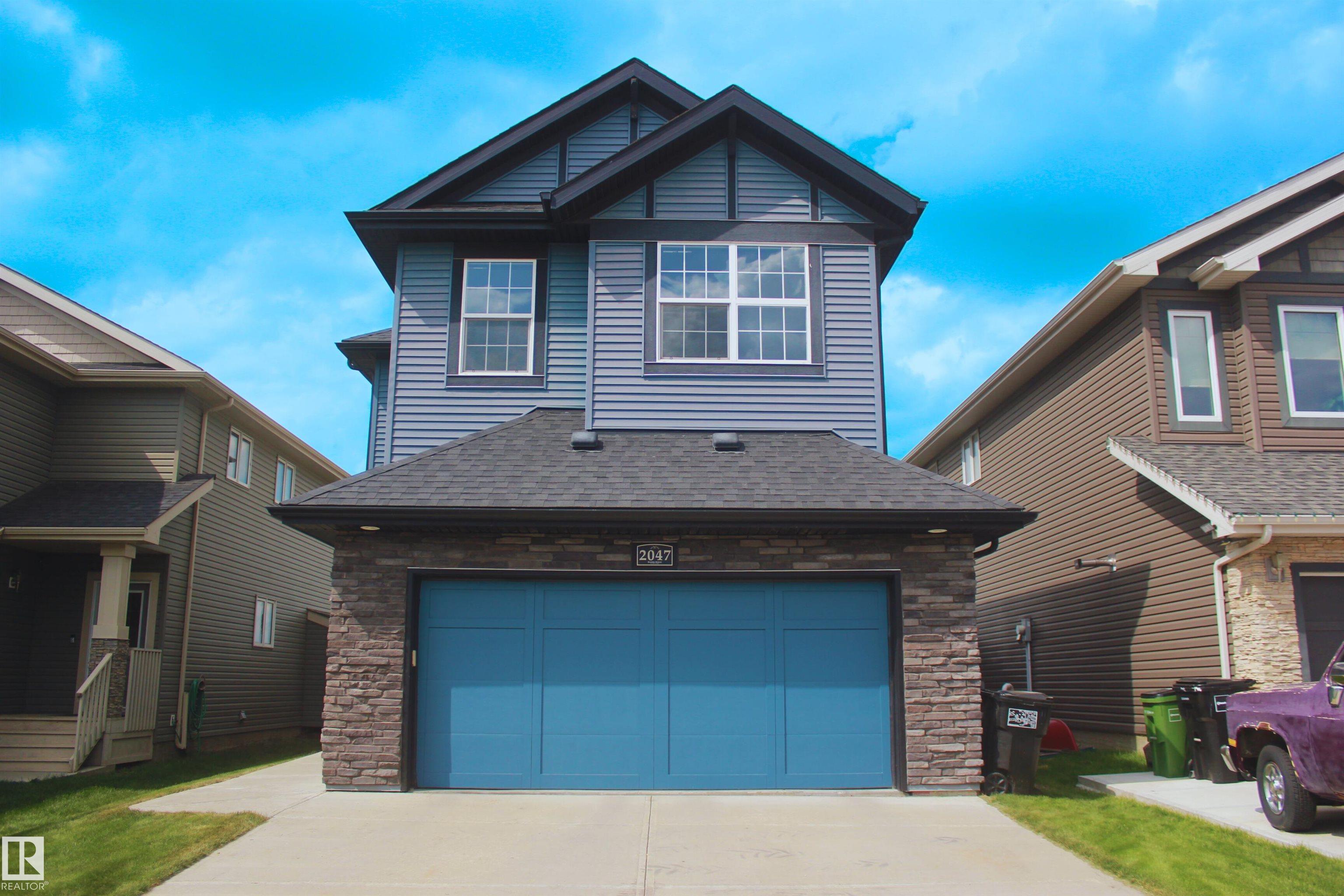 2047 Redtail Cm Cmn NW, Edmonton, AB T5S 0H3