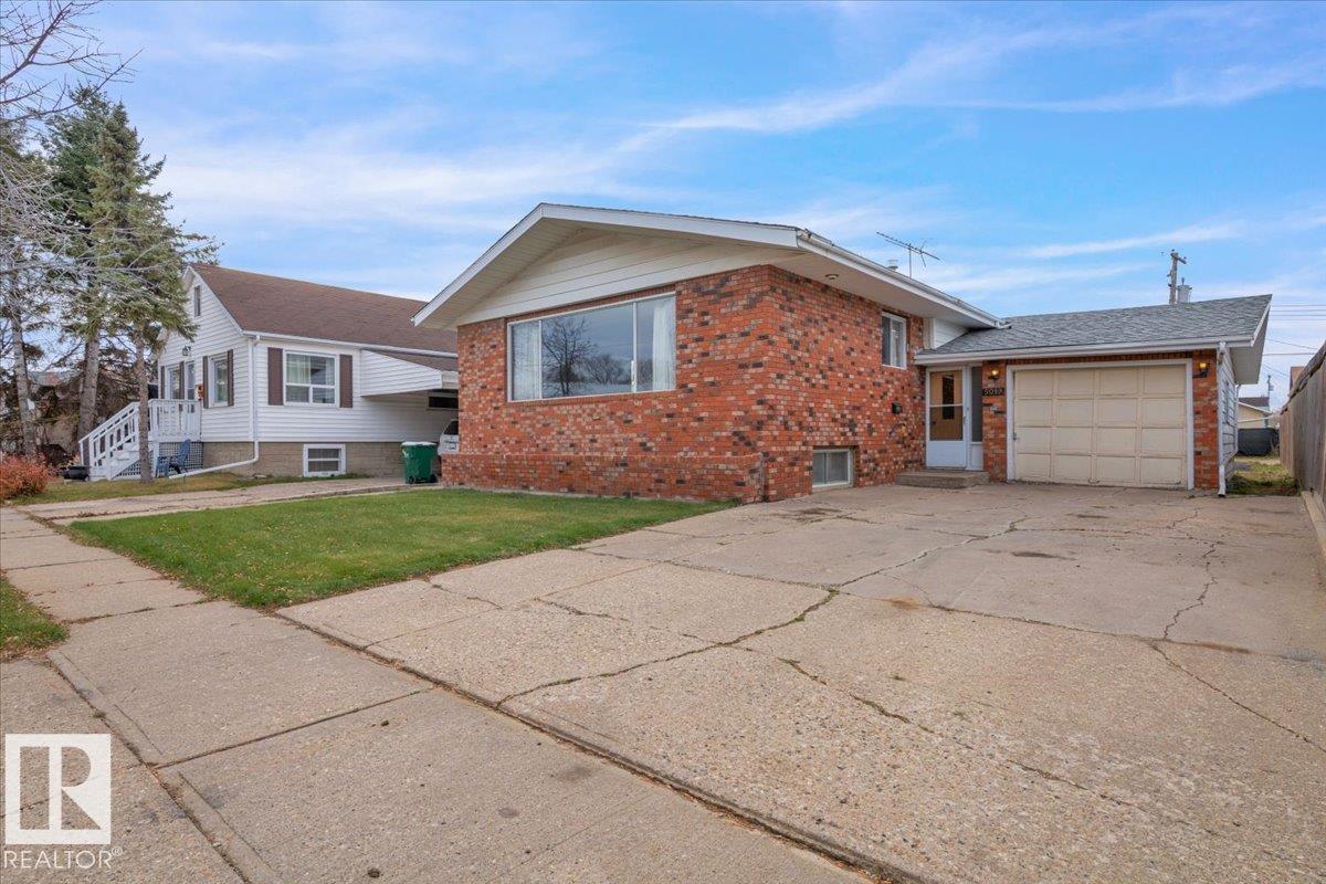 49 Av Unit 5019 Ave, Lamont, AB T0B 2R0