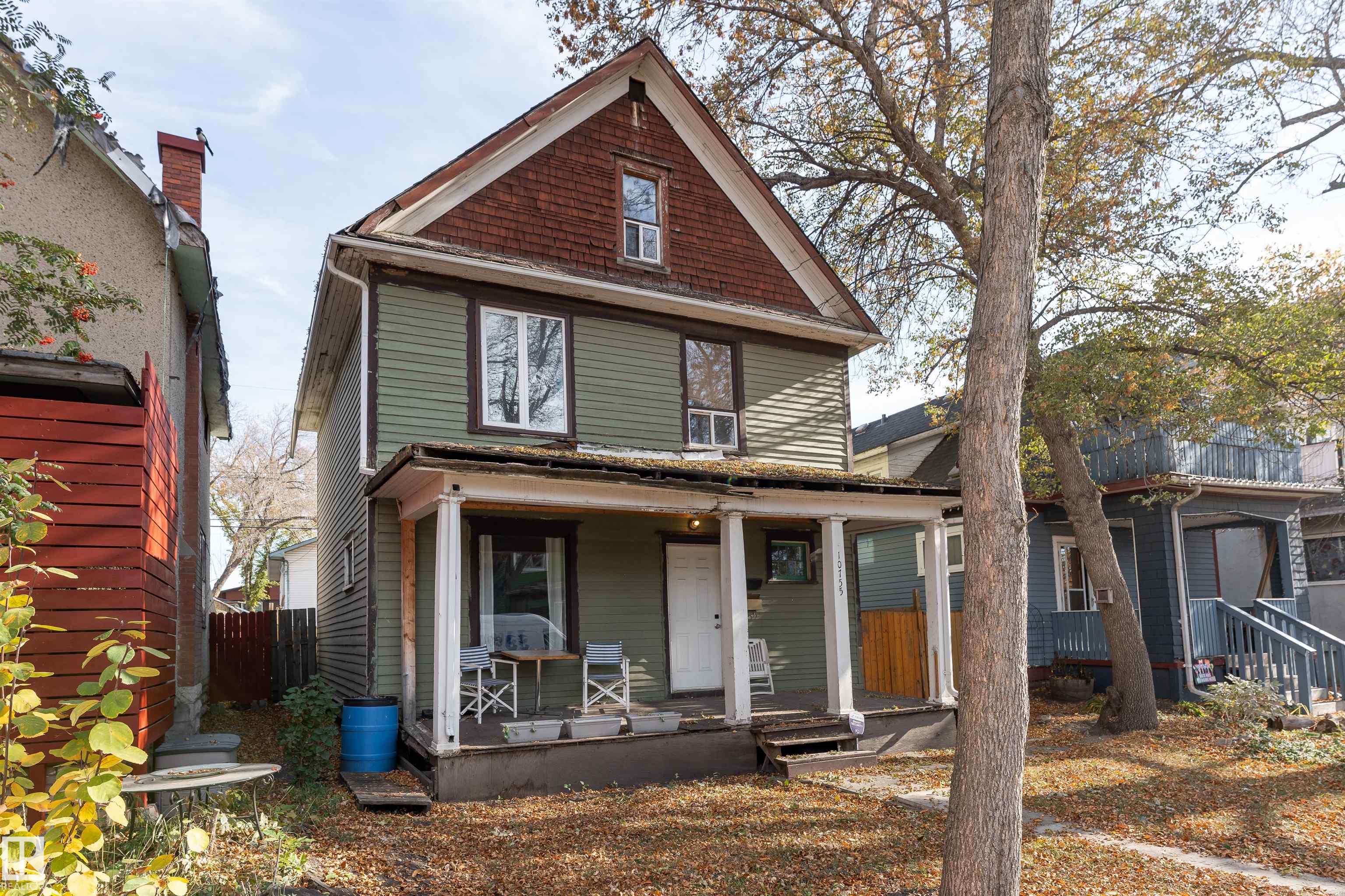 93 St Nw Unit 10755 St, Edmonton, AB T5H 1Y4