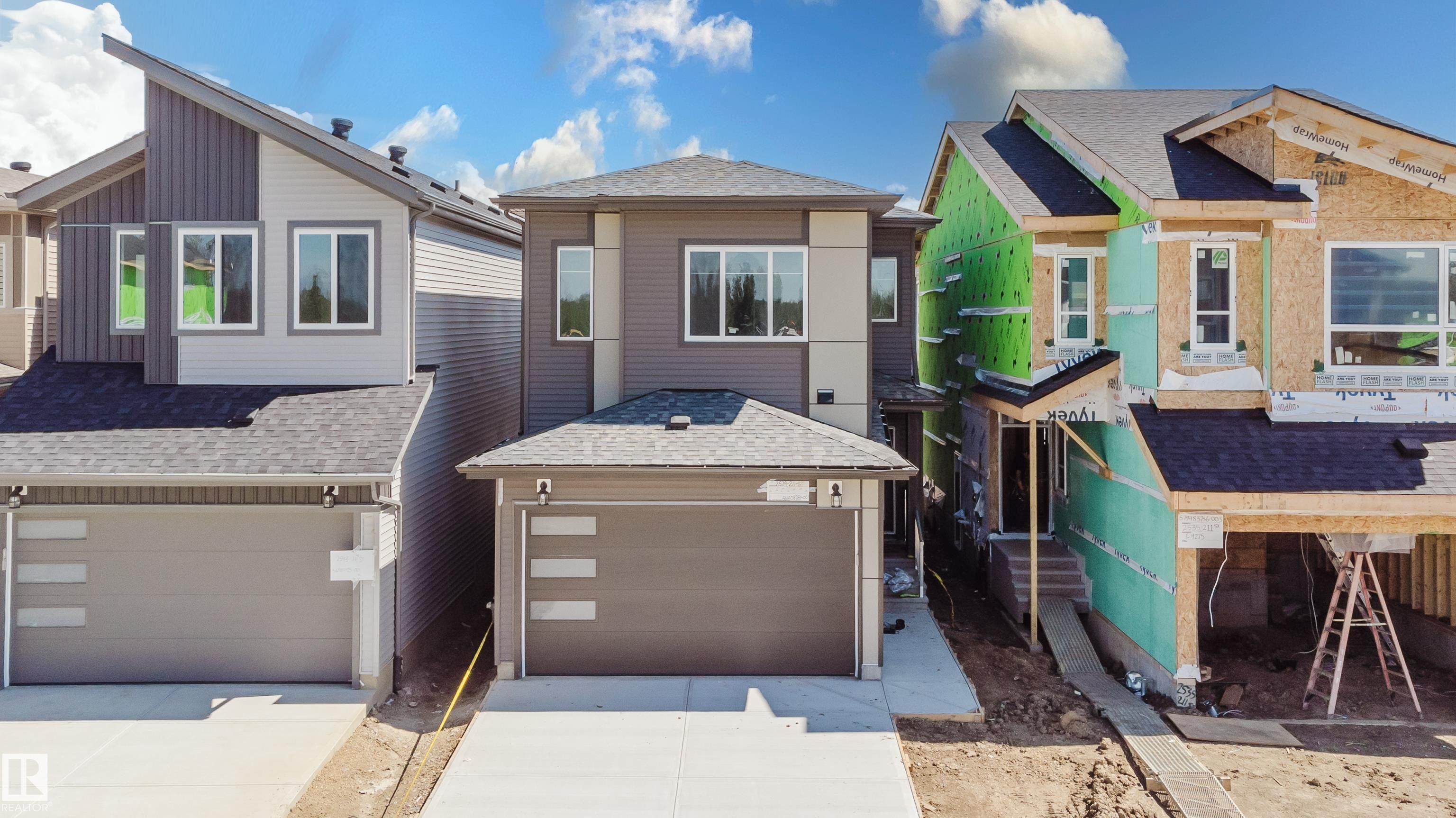 211 St Nw Unit 2539 St, Edmonton, AB T6M 3H2