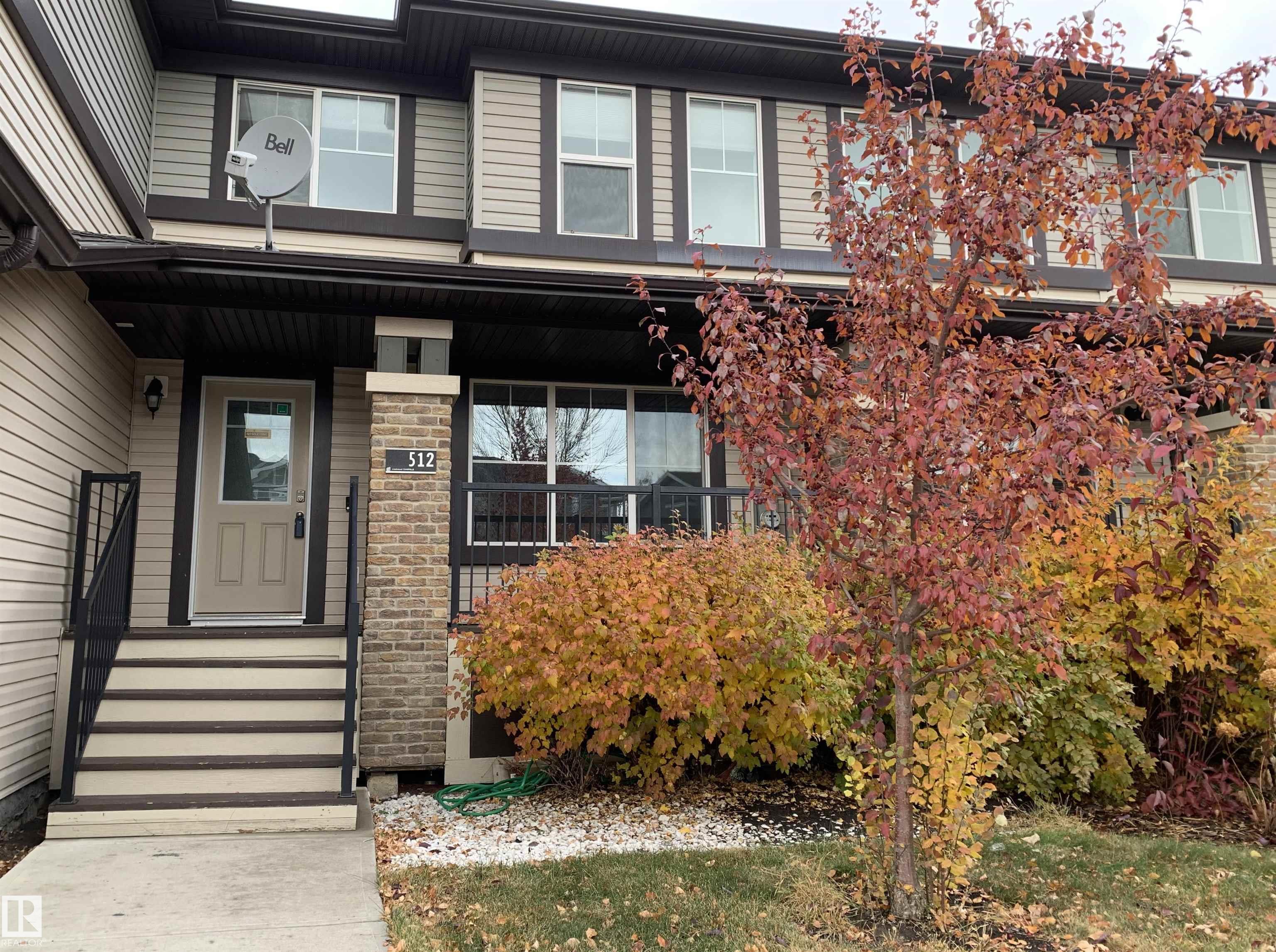 512 Chappelle SW, Edmonton, AB T6W 2B4