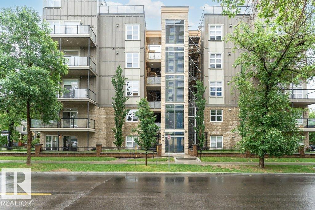 8619 111 Street Northwest #106, Edmonton, AB T6G 2W1