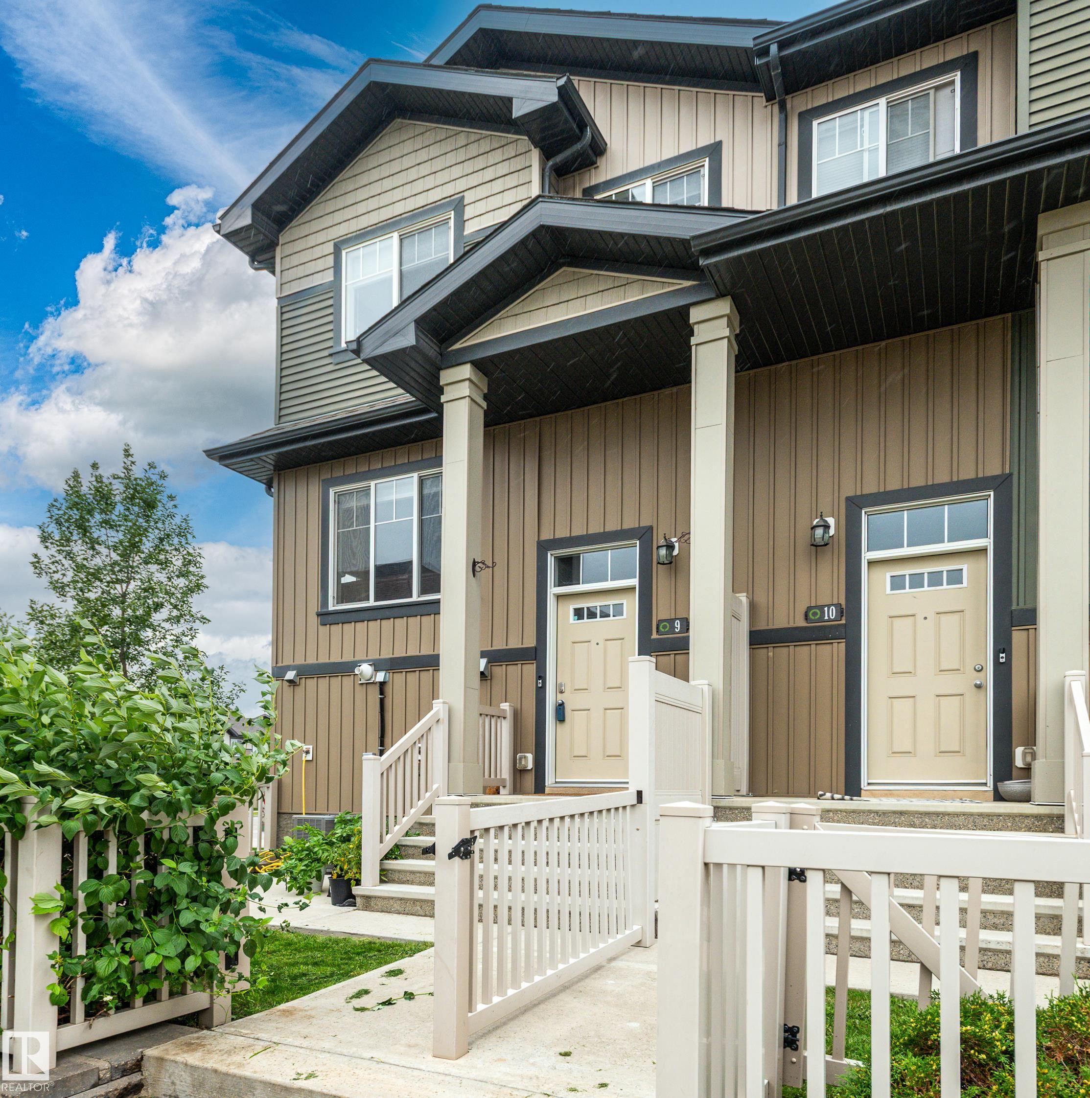 3305 Orchards Link Southwest #9, Edmonton, AB T6X 2H1