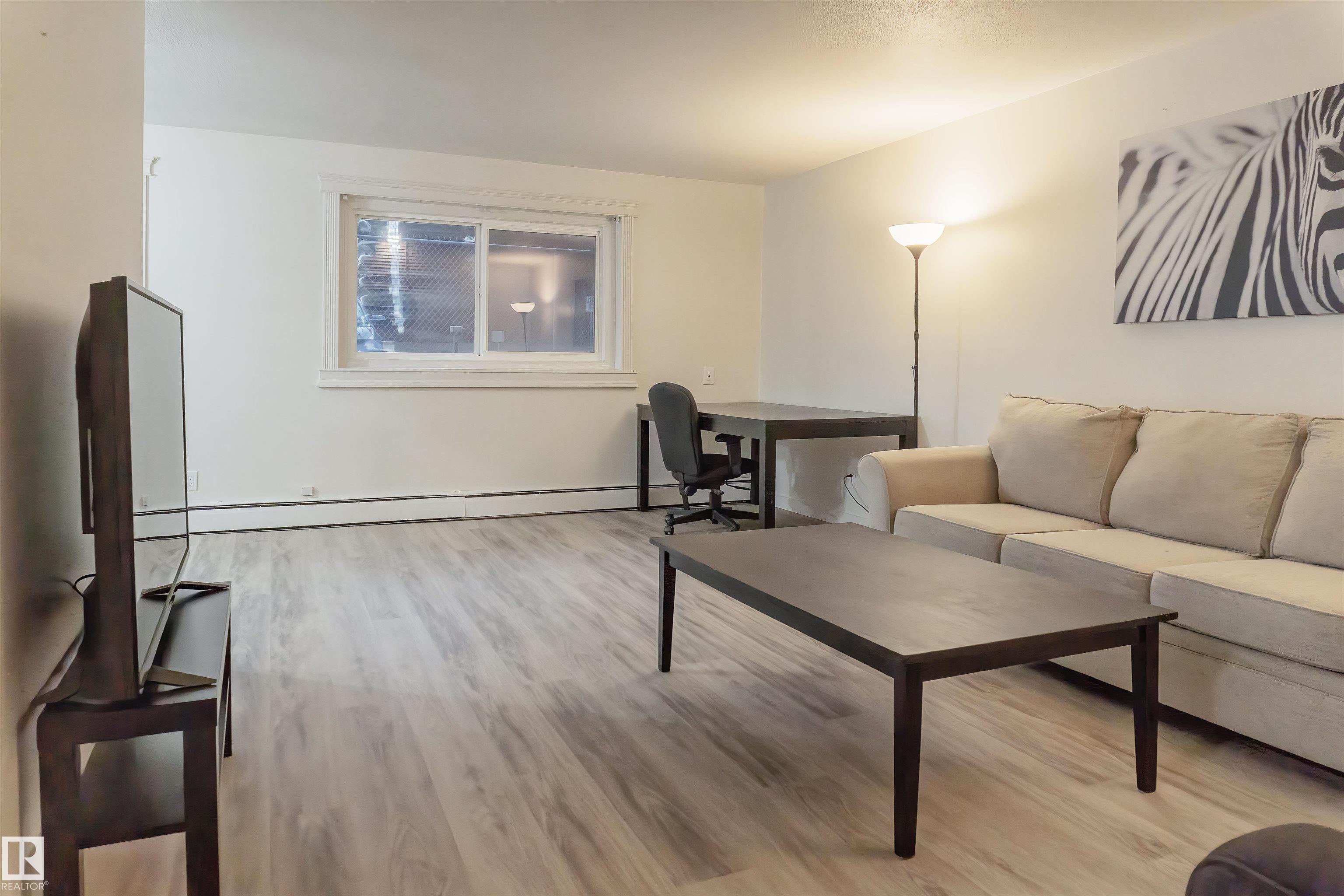 7204 81 Avenue Northwest #107, Edmonton, AB T6B 0E2