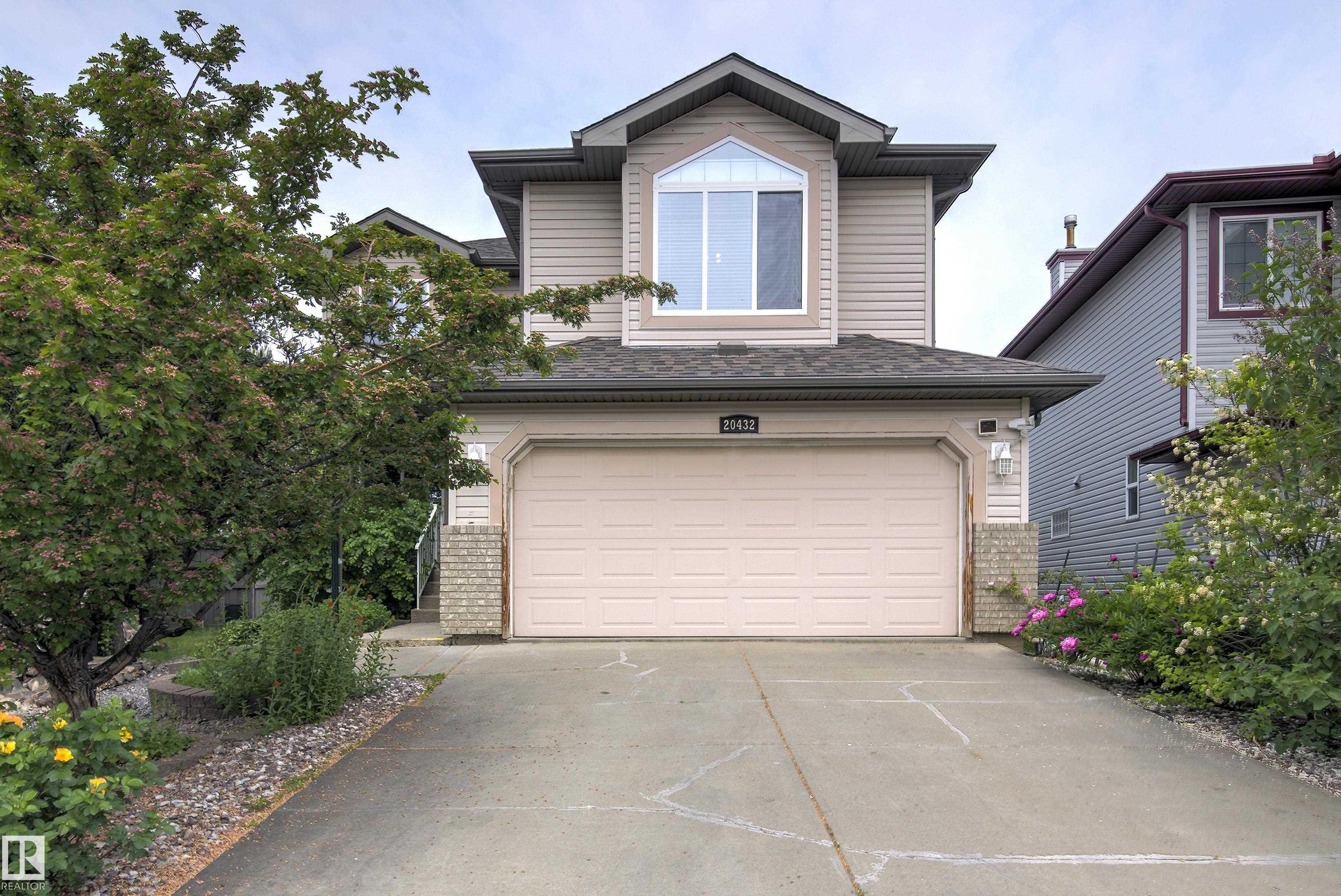 50 Av Nw Unit 20432 Ave, Edmonton, AB T6M 2Z8