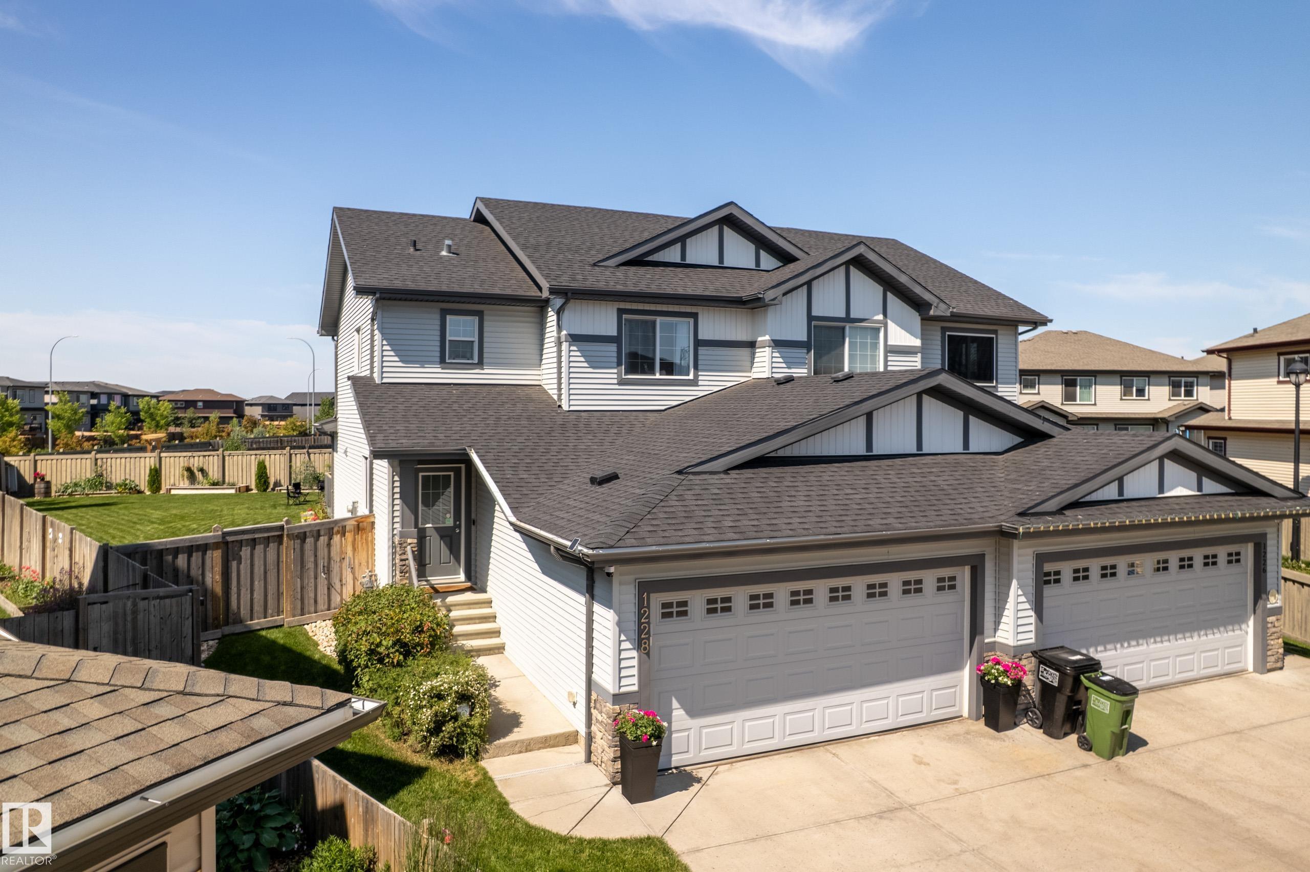 176 St Sw Unit 1228 St, Edmonton, AB T6W 2J8