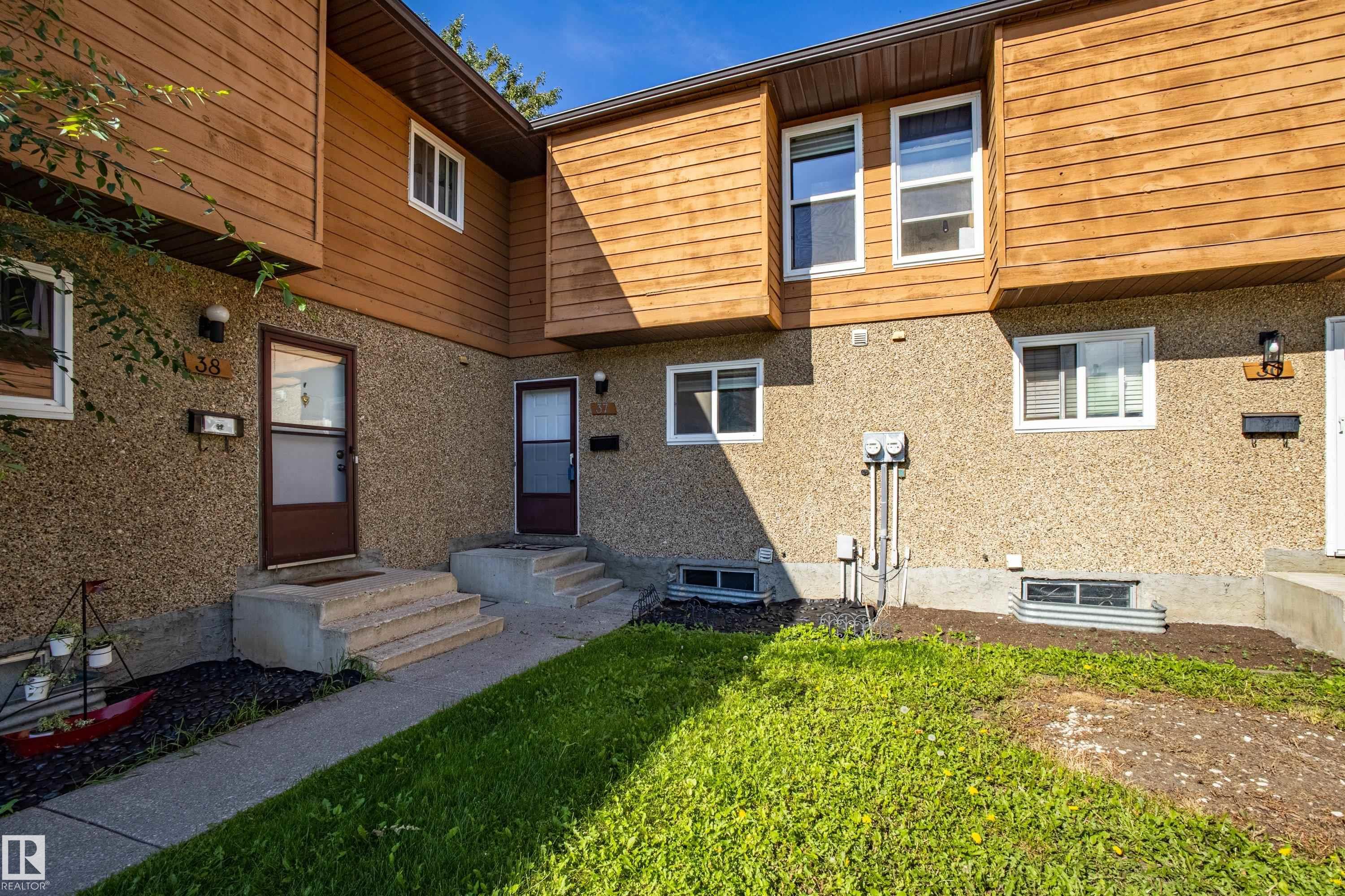 3812 20 Avenue Northwest #unit 37, Edmonton, AB T6L 4B2