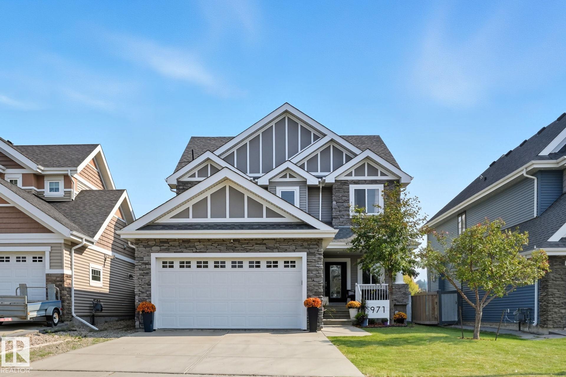 971 Summerside Li Link SW, Edmonton, AB T6X 0J9