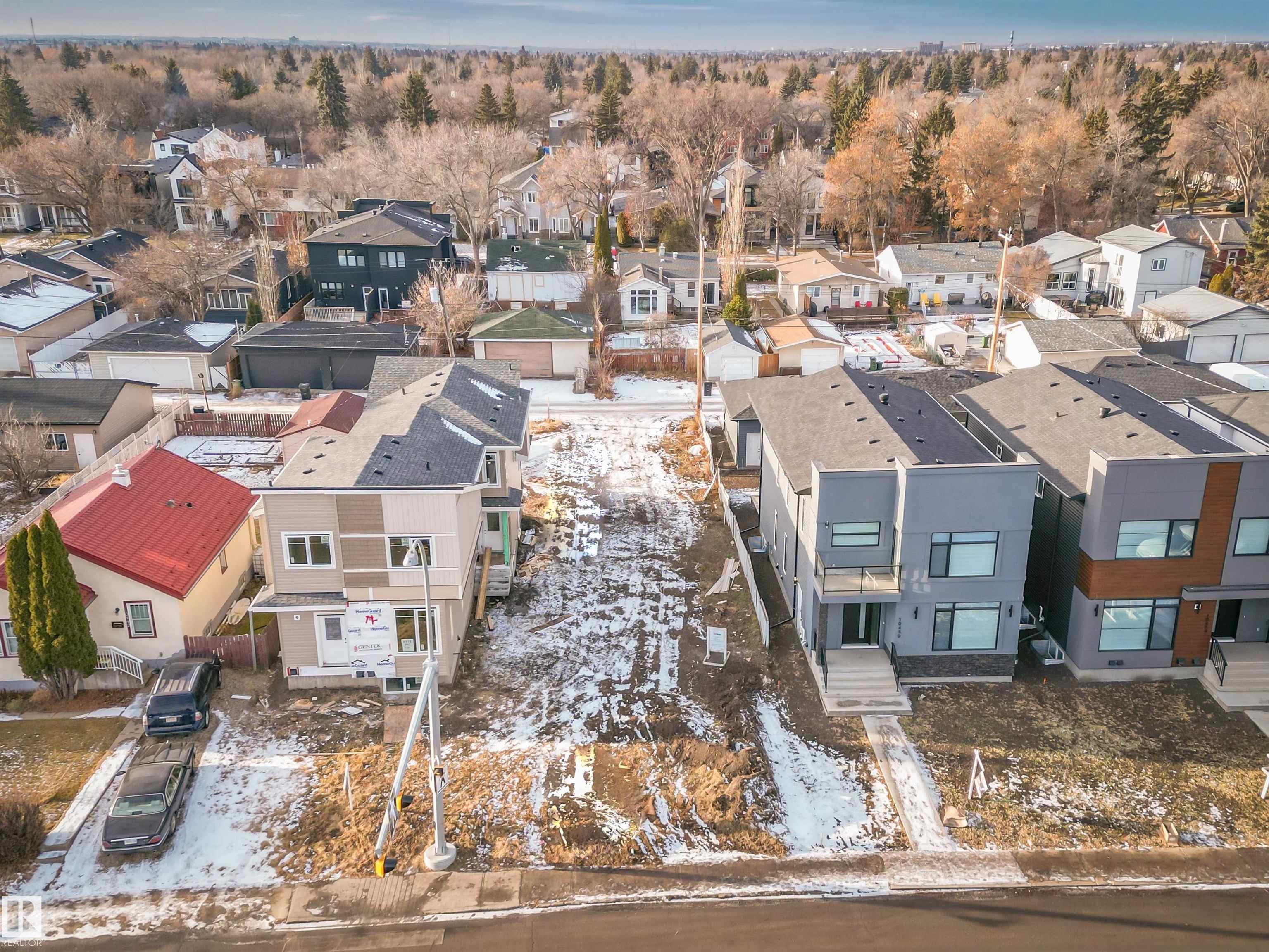 142 St Nw Unit 10448 St, Edmonton, AB T5N 2P2