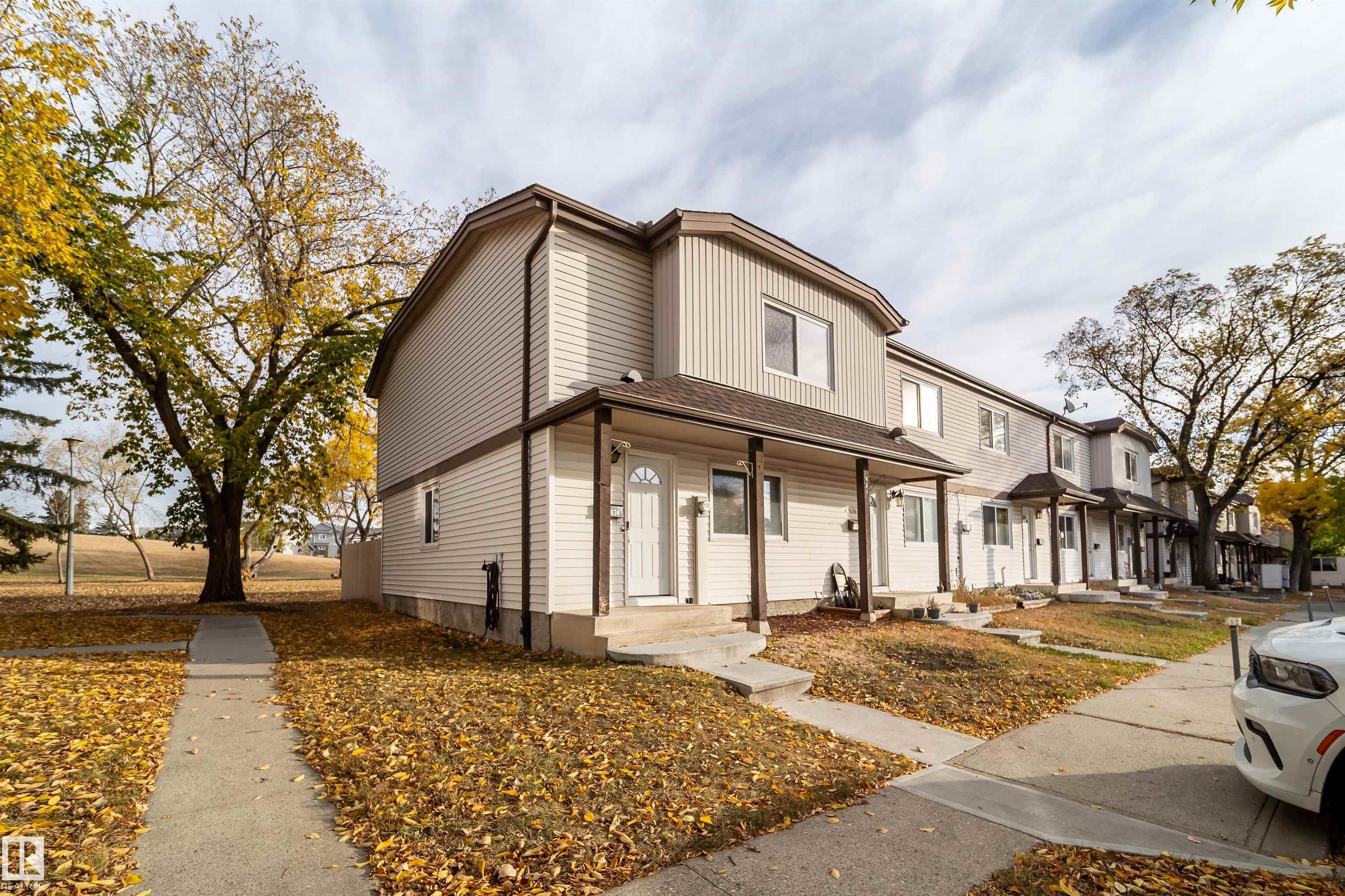 54 St Nw Unit 14634 St, Edmonton, AB T5A 4L6