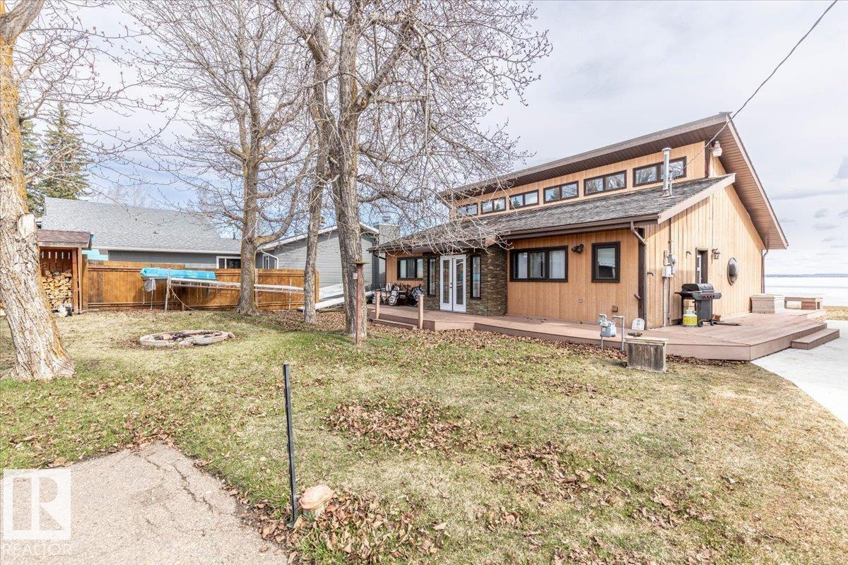 35 Lakeshore Dr, Rural Wetaskiwin County, AB T0C 2V0