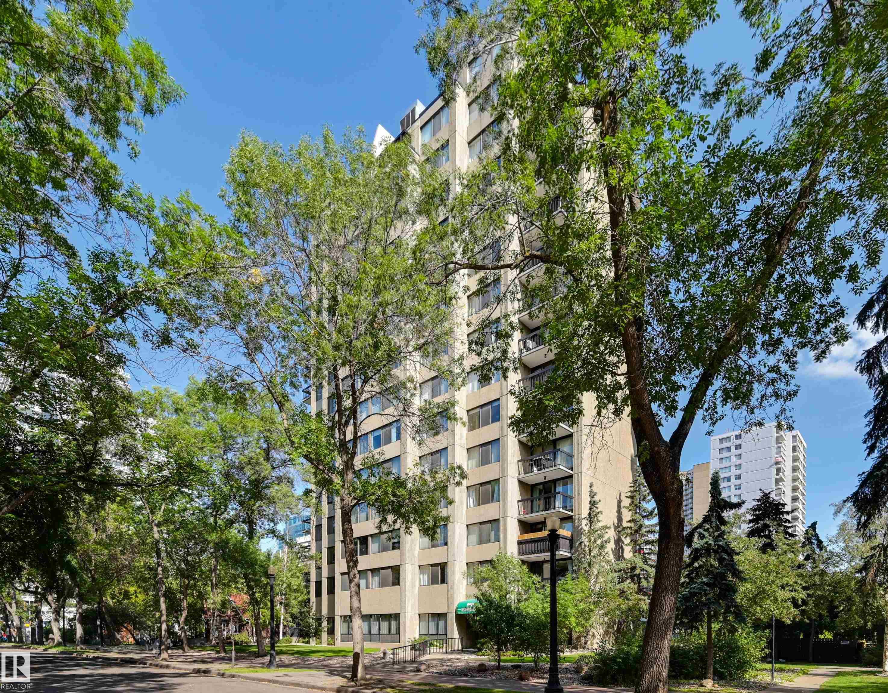 9921 104 Street Northwest #301, Edmonton, AB T5K 2K3